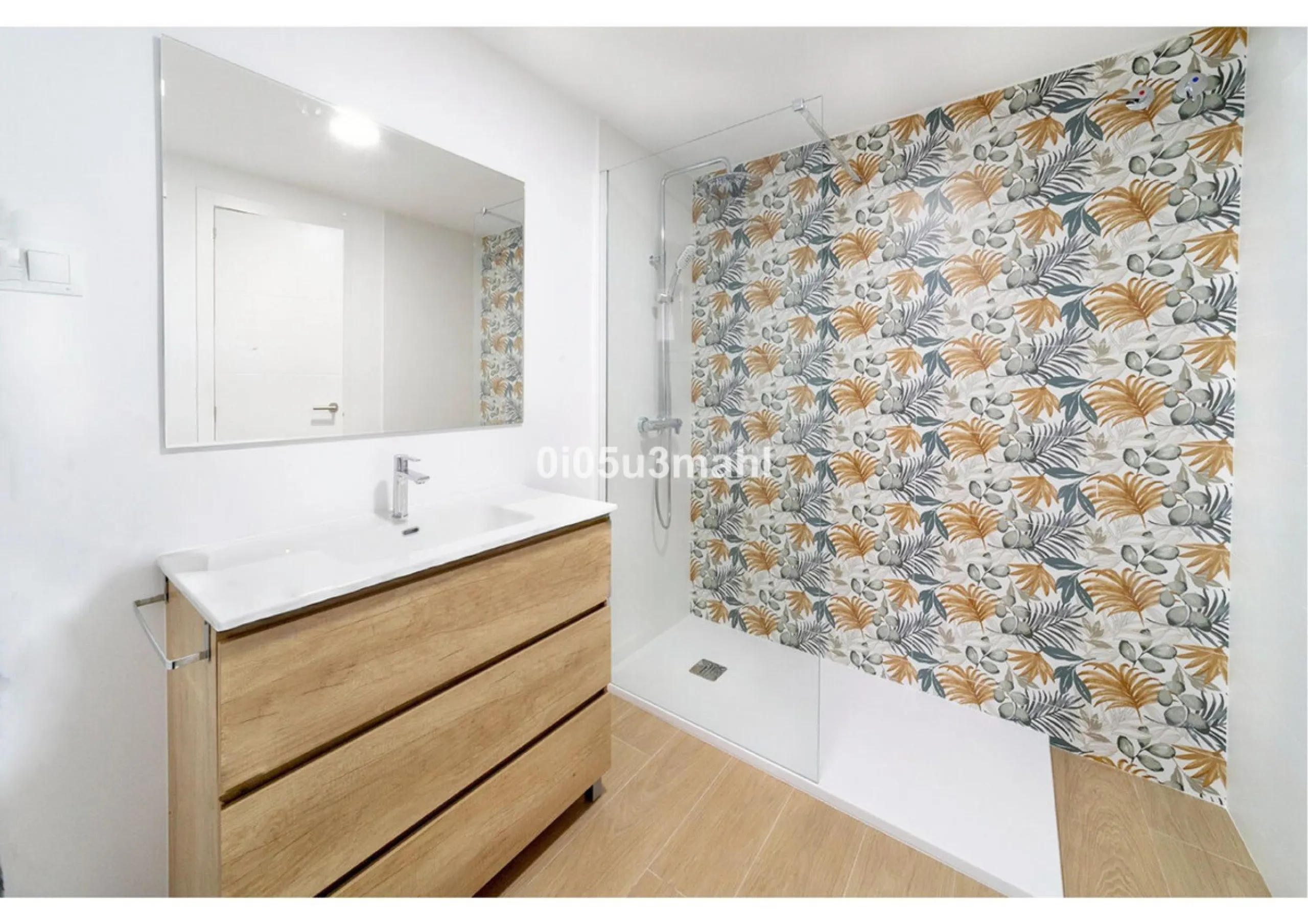 Apartment - Middle Floor Apartment в продаже в Málaga, Málaga. В доме 3 спален и 2 ванных комнат. Площадь дома 144 м²