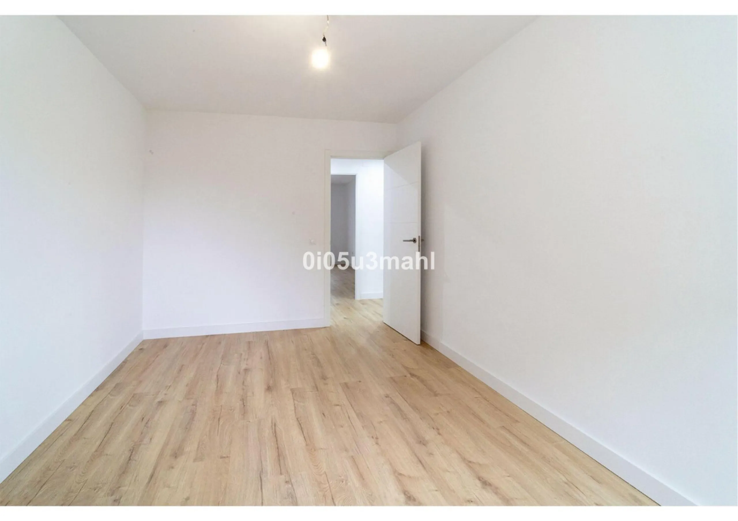 Apartment - Middle Floor Apartment в продаже в Málaga, Málaga. В доме 3 спален и 2 ванных комнат. Площадь дома 144 м²