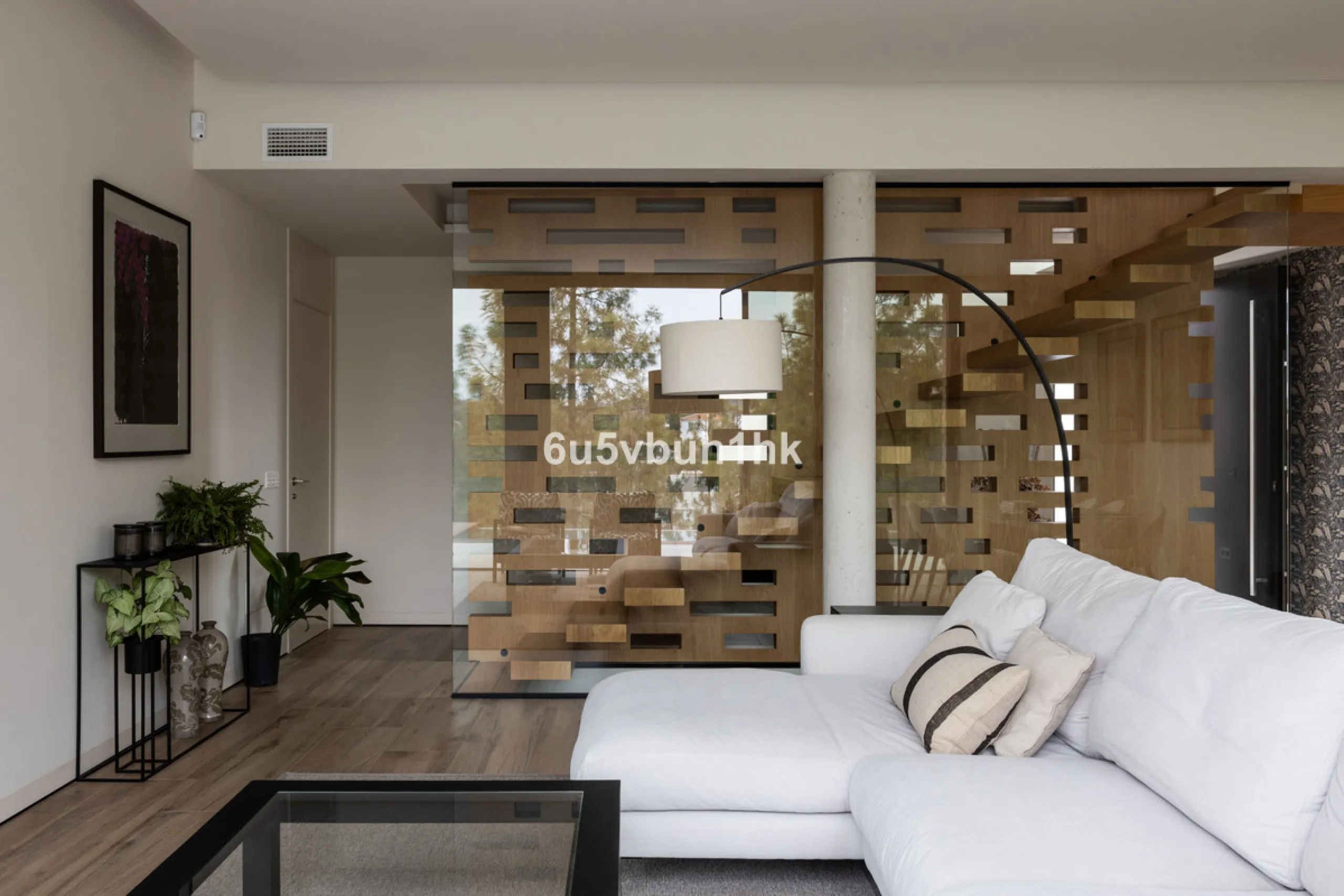 Exquisite modern villa, a newly built family home that perfectly blends contemporary design with comfort and convenience. Nestled in the desirable neighborhood of El Atabal, Malaga, this three-story residence offers breathtaking sea and mountain views fro