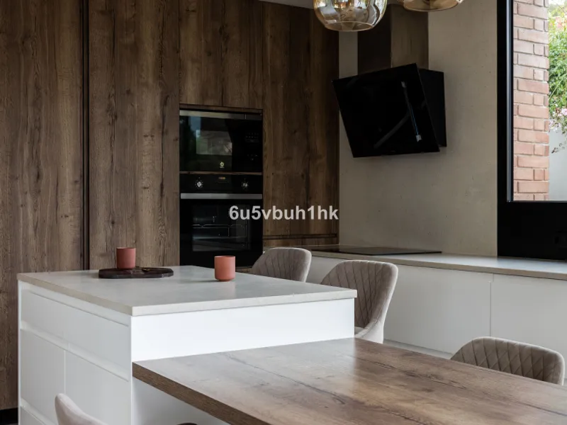 Exquisite modern villa, a newly built family home that perfectly blends contemporary design with comfort and convenience. Nestled in the desirable neighborhood of El Atabal, Malaga, this three-story residence offers breathtaking sea and mountain views fro