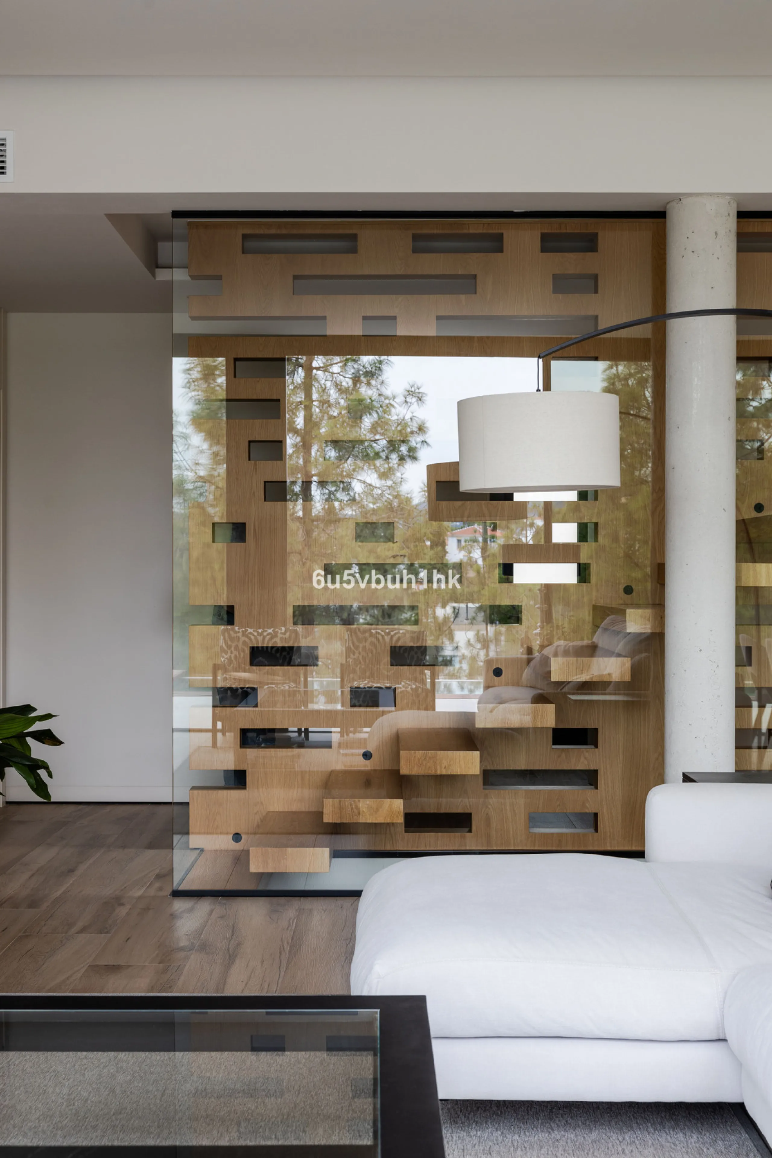 Exquisite modern villa, a newly built family home that perfectly blends contemporary design with comfort and convenience. Nestled in the desirable neighborhood of El Atabal, Malaga, this three-story residence offers breathtaking sea and mountain views fro