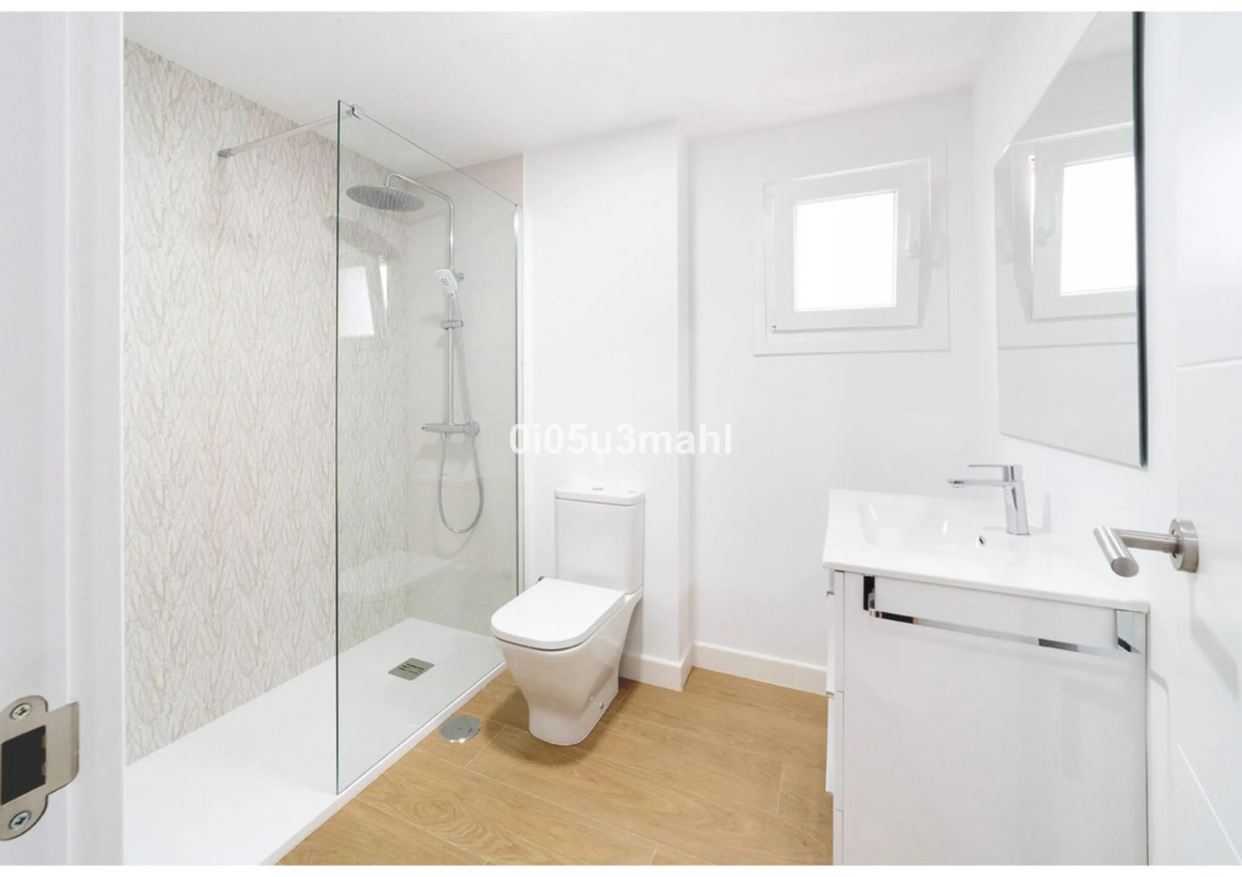 Apartment - Middle Floor Apartment в продаже в Málaga, Málaga. В доме 3 спален и 2 ванных комнат. Площадь дома 144 м²
