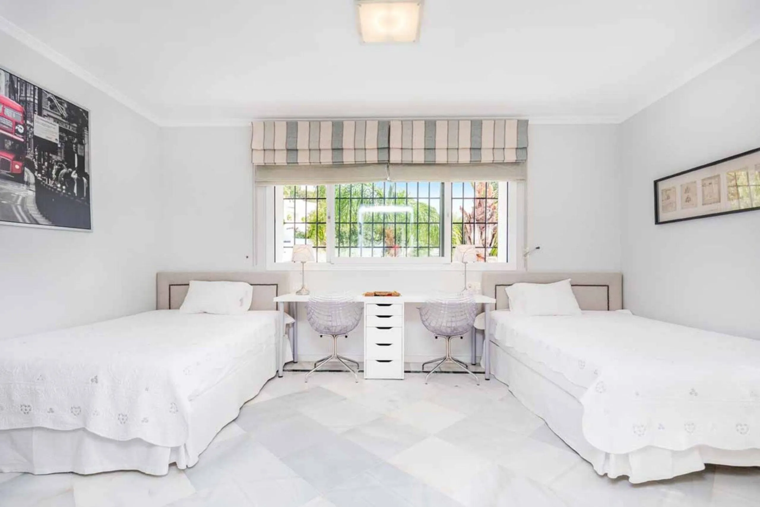 Spacious Front line golf Villa available for sale in Rio Real, Marbella!