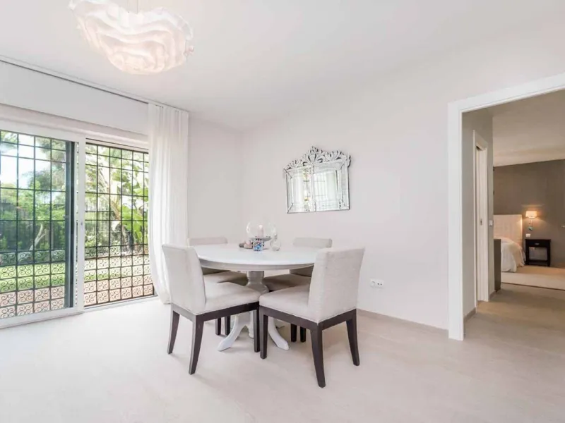 Spacious Front line golf Villa available for sale in Rio Real, Marbella!