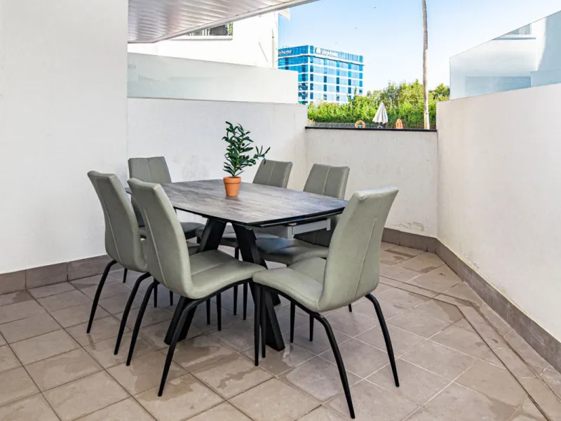 Apartment - Ground Floor Apartment в продаже в Marbella, Málaga. В доме 3 спален и 2 ванных комнат. Площадь дома 110 м²