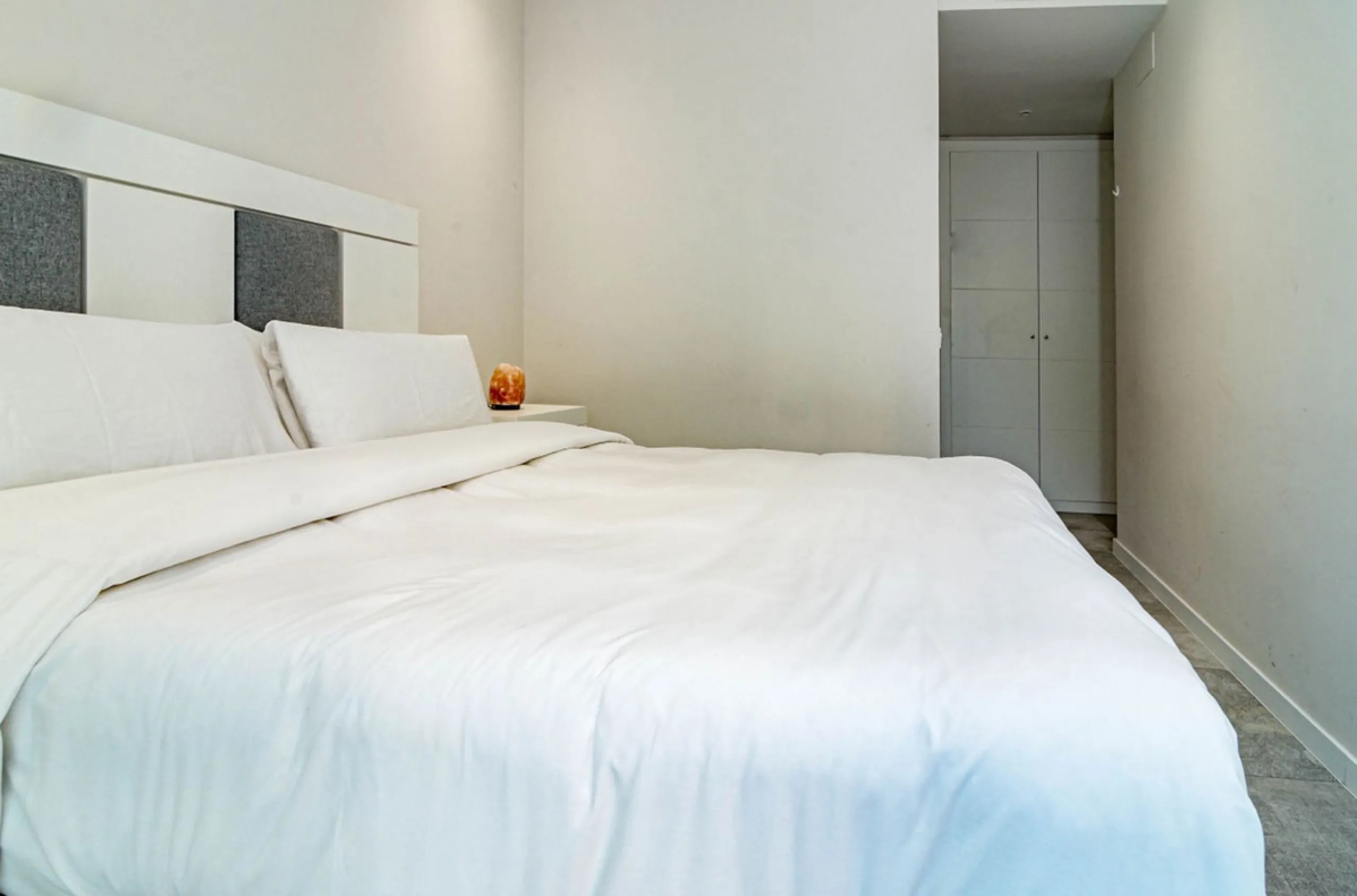 Apartment - Ground Floor Apartment в продаже в Marbella, Málaga. В доме 3 спален и 2 ванных комнат. Площадь дома 110 м²