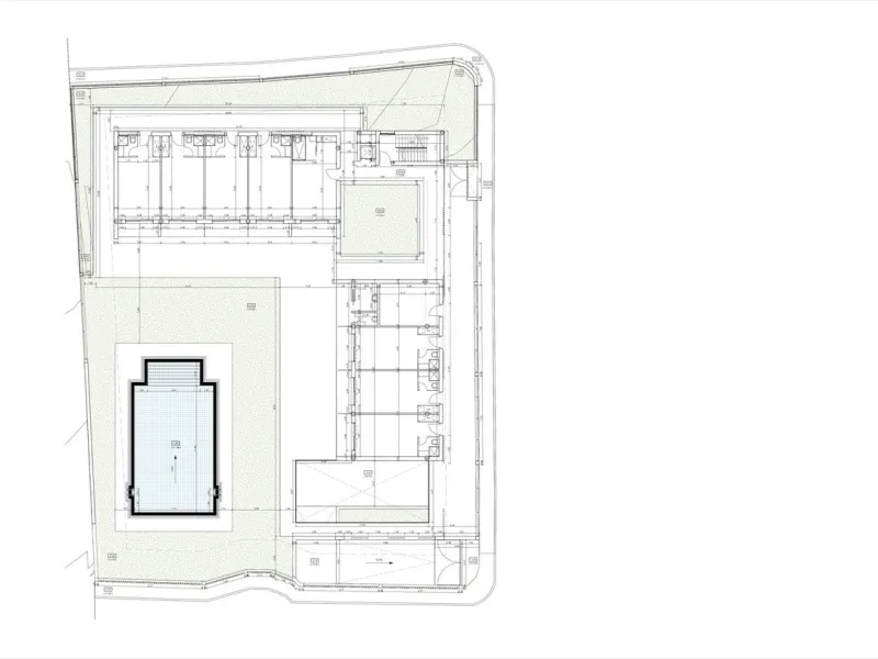 A unique project for an exclusive apartment hotel in Estepona, located on a 1,633 m² plot. It is possible to construct an apartment hotel with an area of 1.197,57 m², featuring 2 floors, 18 apartments, a restaurant, a swimming pool, and a basement. The lo