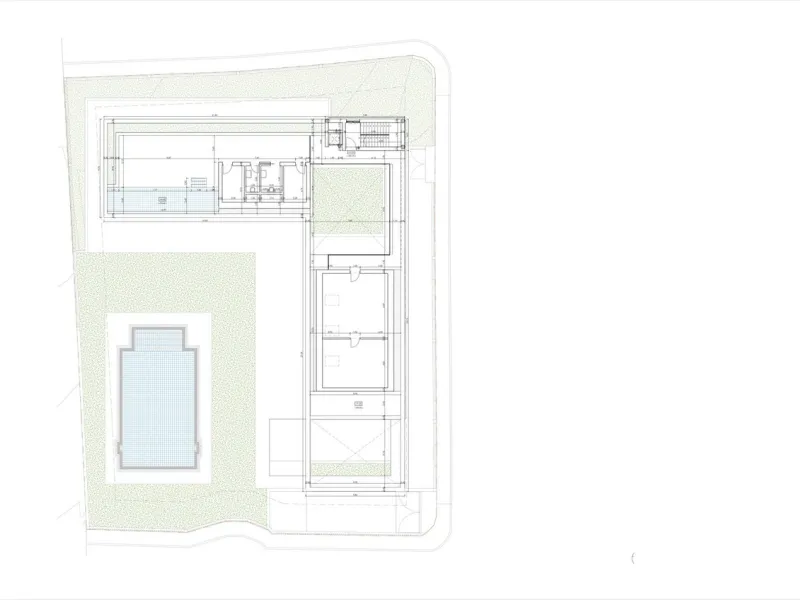 A unique project for an exclusive apartment hotel in Estepona, located on a 1,633 m² plot. It is possible to construct an apartment hotel with an area of 1.197,57 m², featuring 2 floors, 18 apartments, a restaurant, a swimming pool, and a basement. The lo