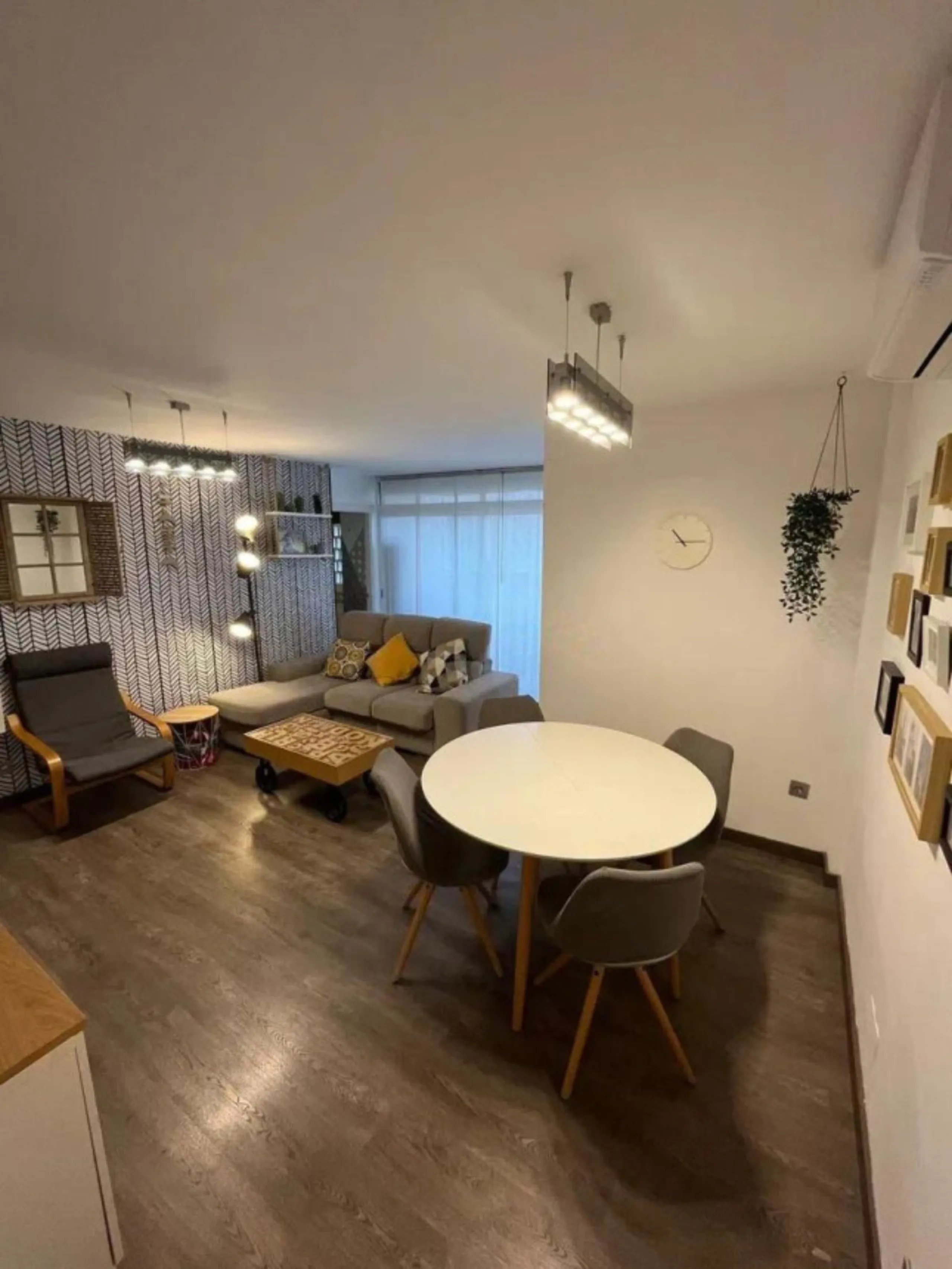 Middle Floor Apartment, Marbella, Costa del Sol.