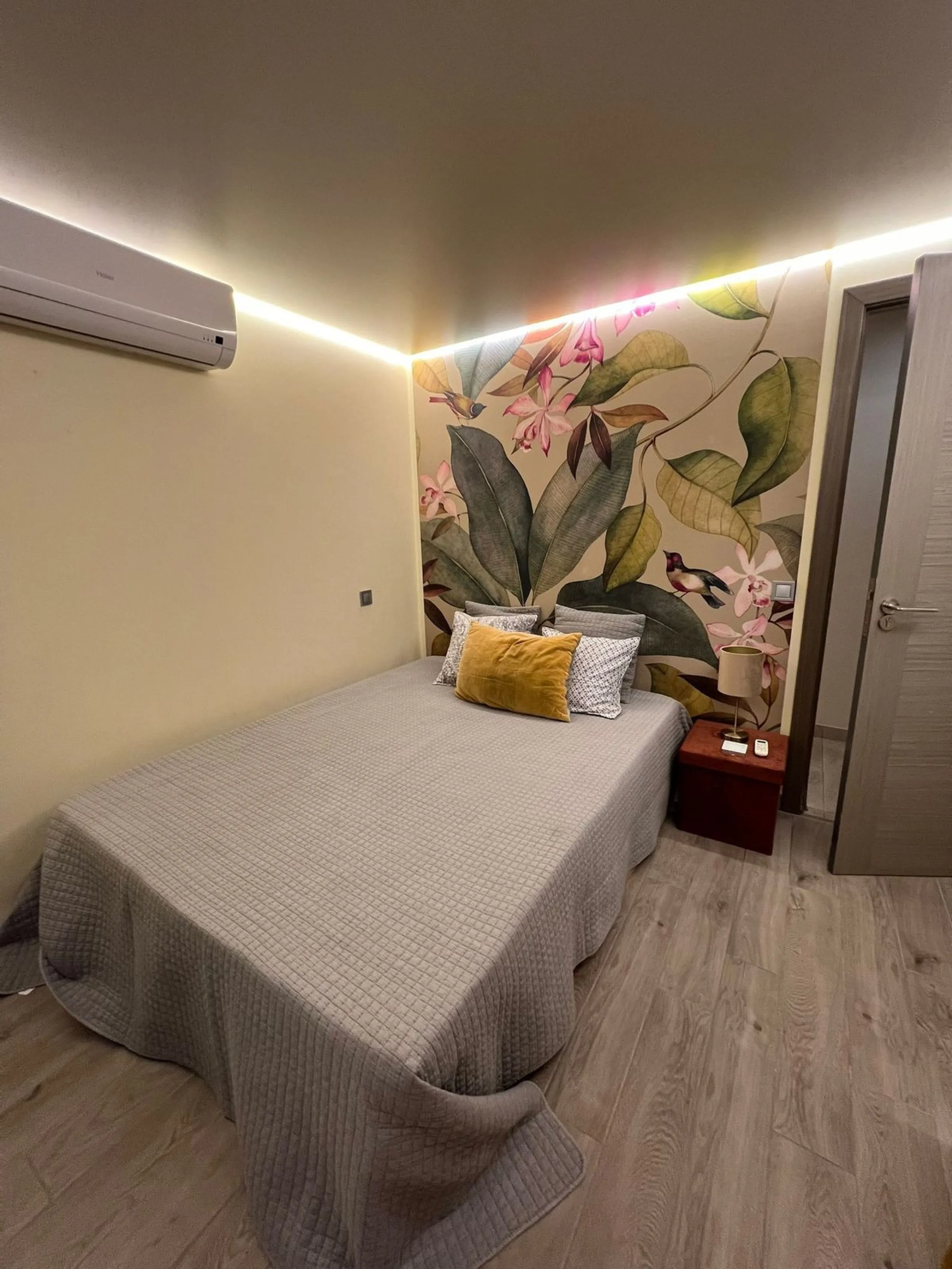 Apartment - Middle Floor Apartment в продаже в Estepona, Málaga. В доме 2 спален и 1 ванных комнат. Площадь дома 70 м²