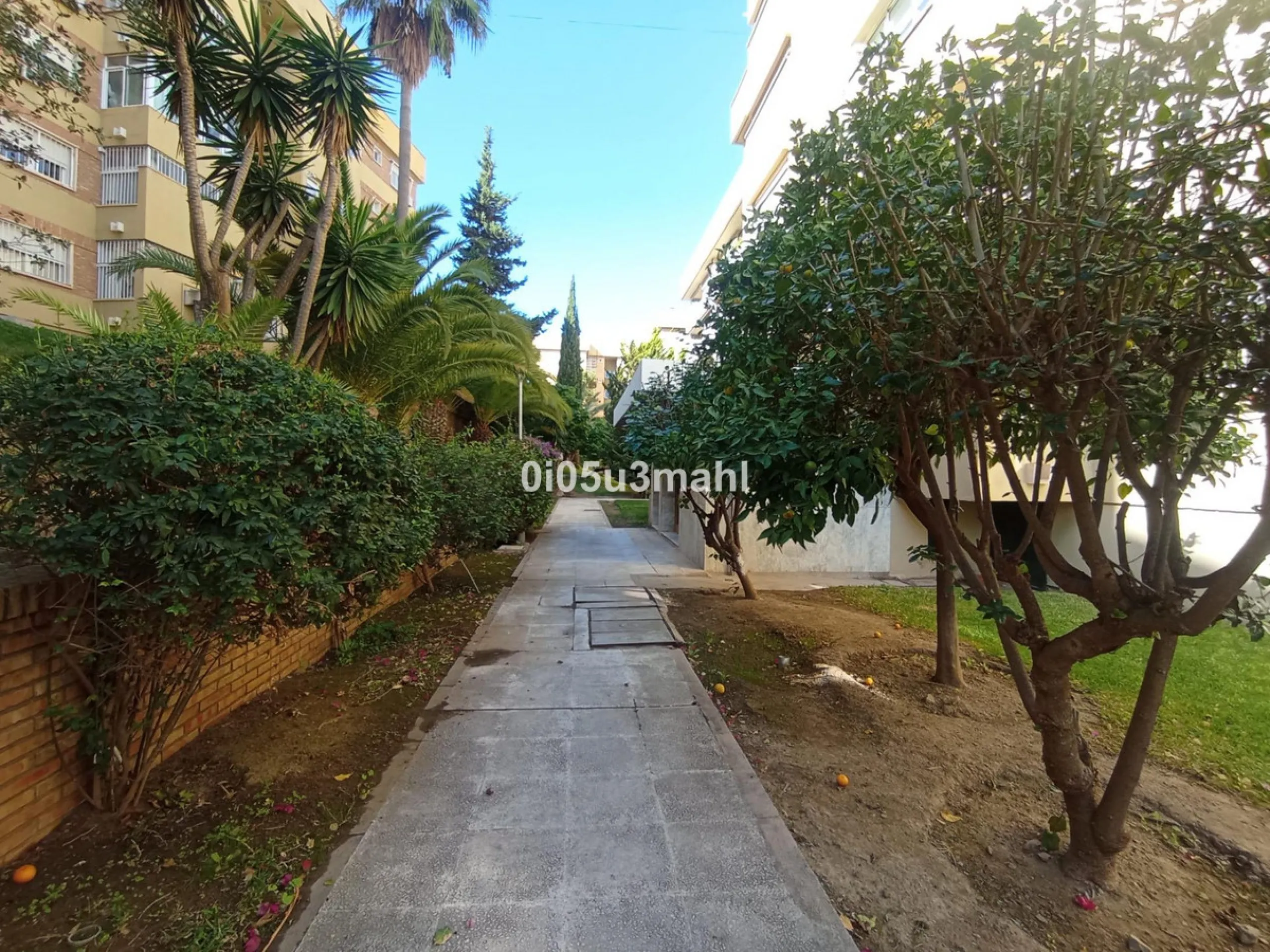 Apartment - Middle Floor Apartment в продаже в Málaga, Málaga. В доме 3 спален и 2 ванных комнат. Площадь дома 144 м²