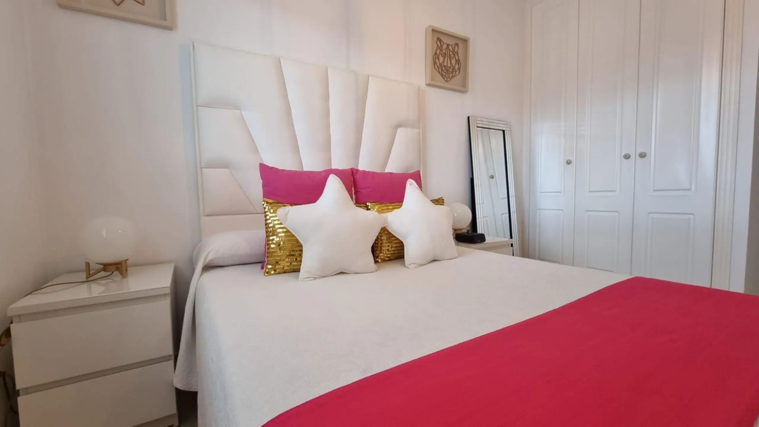Designer beachfront apartment in San Luis de Sabinillas | Parking and storage | Premium amenities