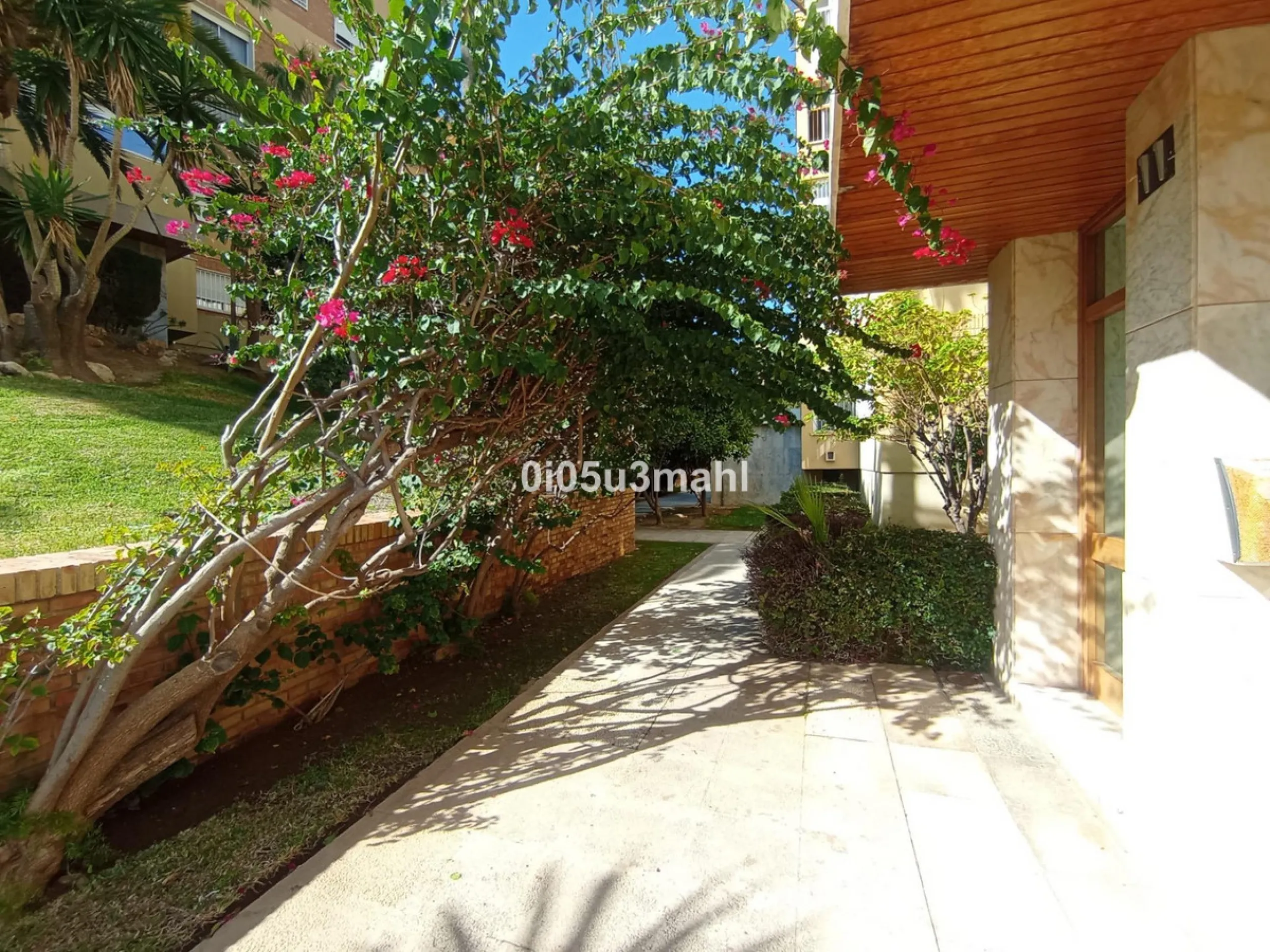 Apartment - Middle Floor Apartment в продаже в Málaga, Málaga. В доме 3 спален и 2 ванных комнат. Площадь дома 144 м²