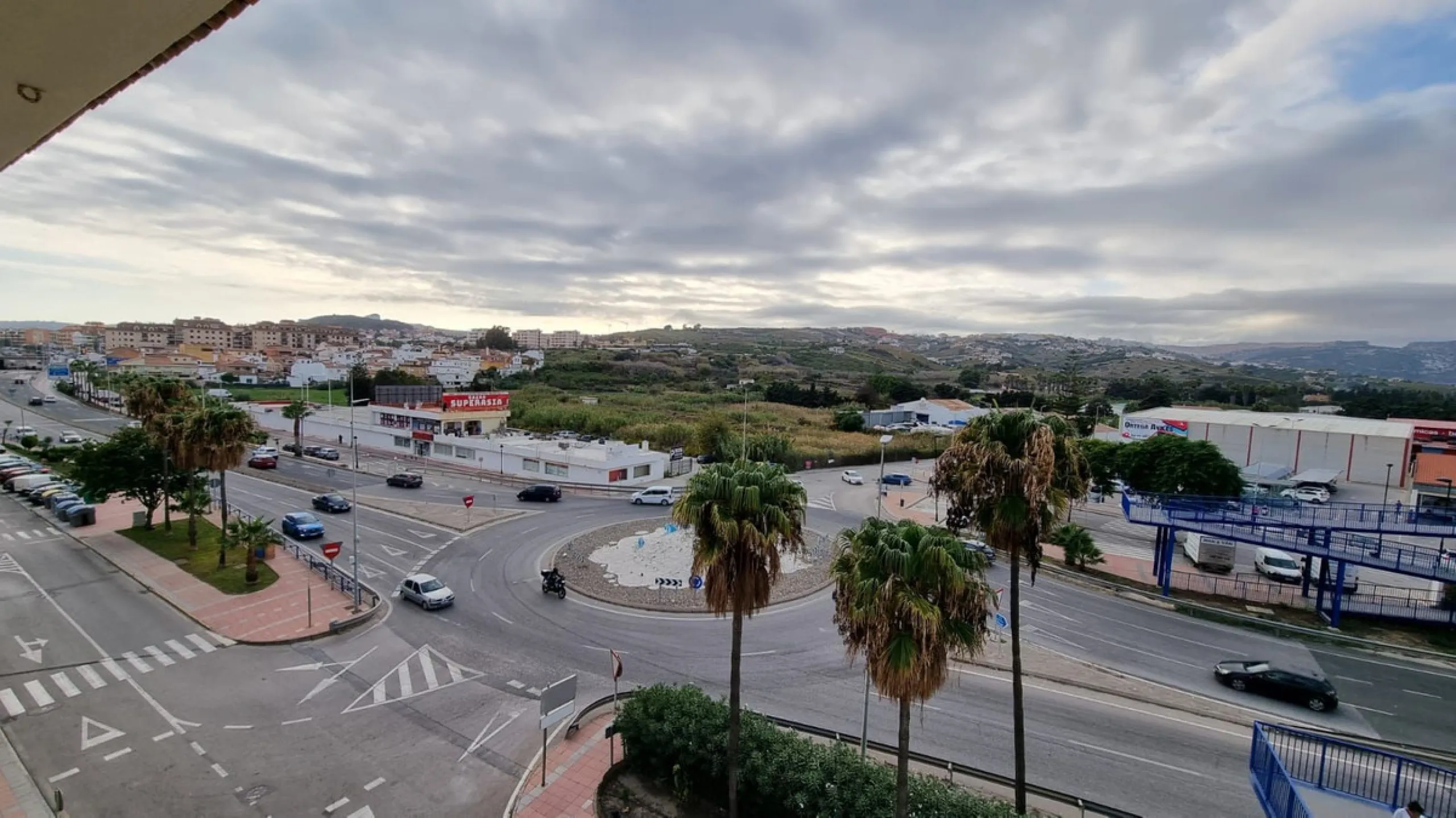 Designer beachfront apartment in San Luis de Sabinillas | Parking and storage | Premium amenities