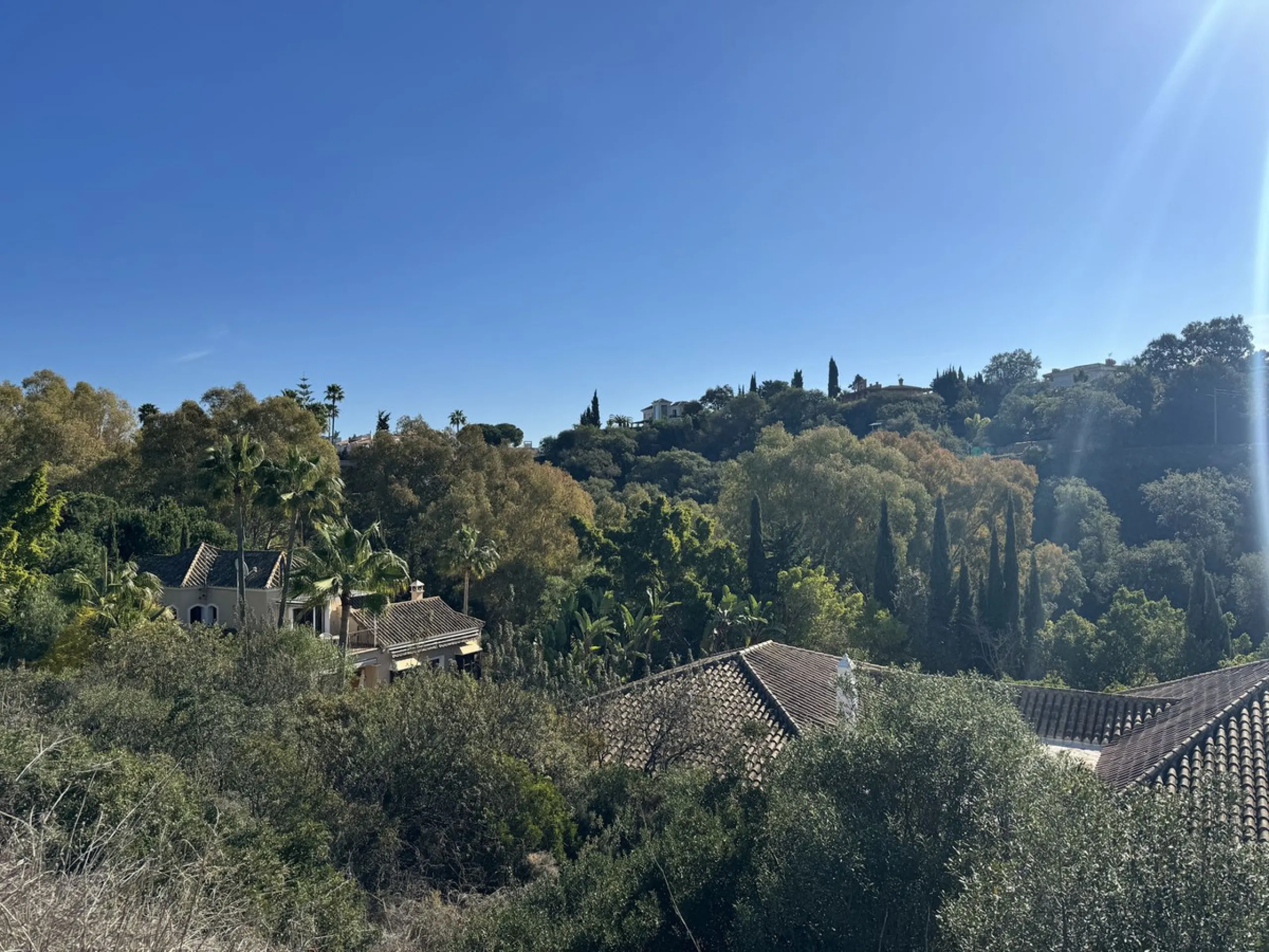 Plot - Residential Plot в продаже в Marbella, Málaga. Площадь участка 1042 м²