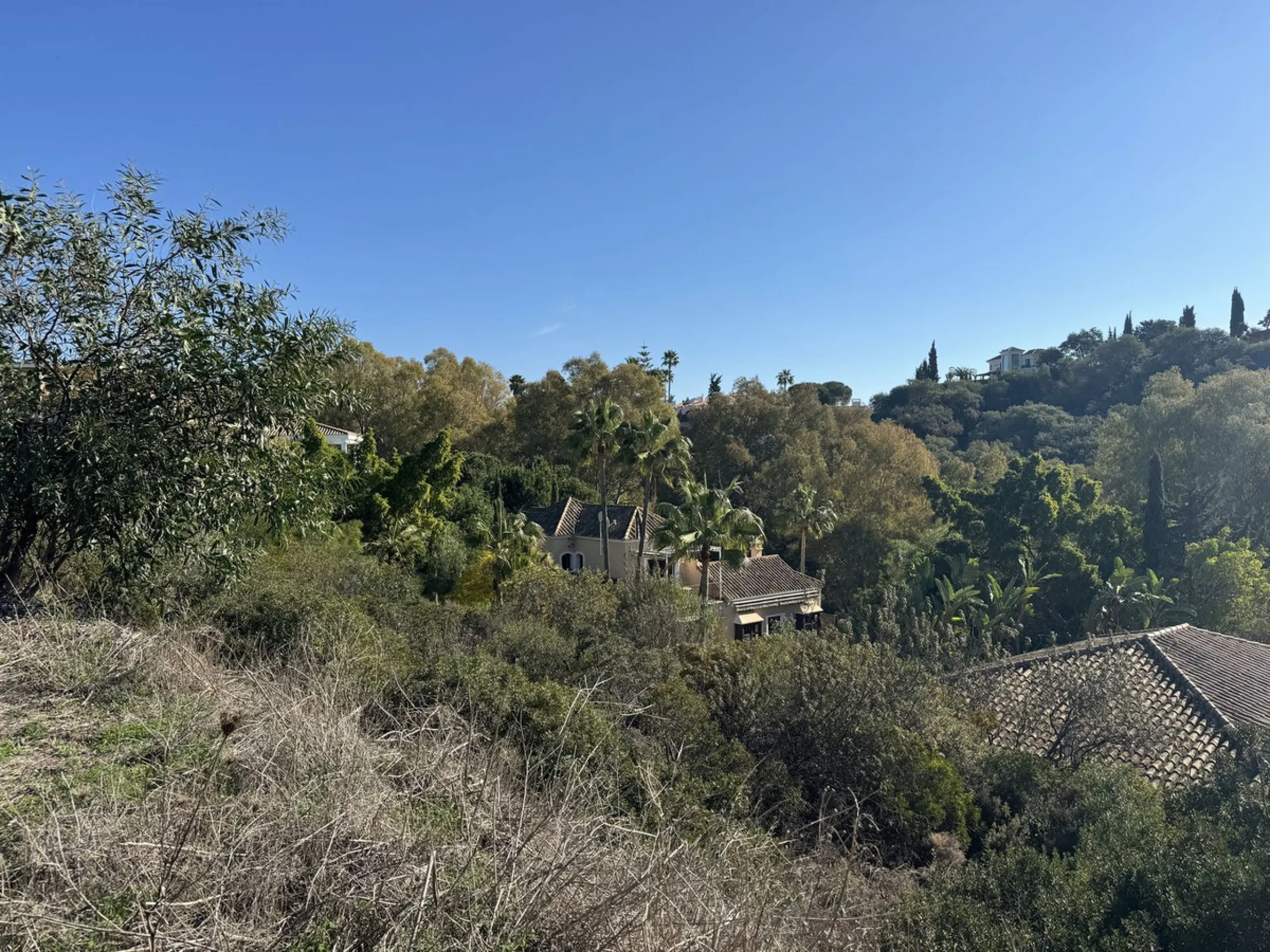 Plot - Residential Plot в продаже в Marbella, Málaga. Площадь участка 1042 м²