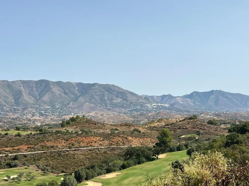 Plot - Residential Plot в продаже в Mijas, Málaga. Площадь участка 13000 м²