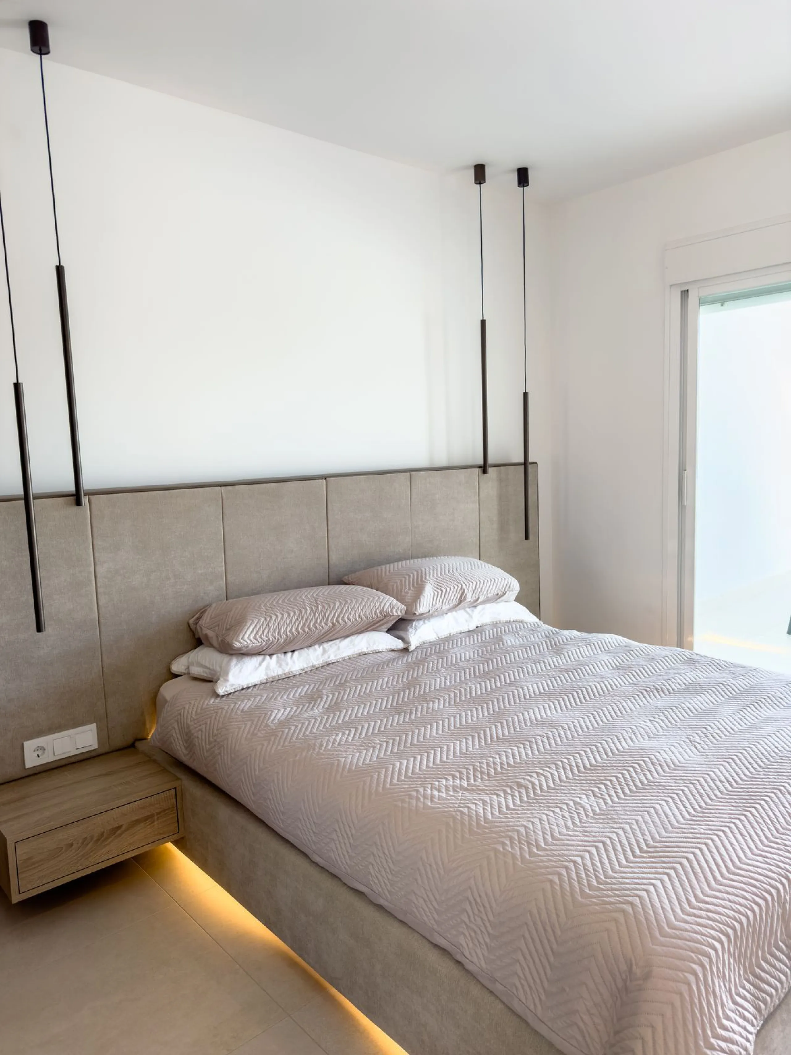 Apartment - Penthouse в продаже в Marbella, Málaga. В доме 2 спален и 2 ванных комнат. Площадь дома 120 м²