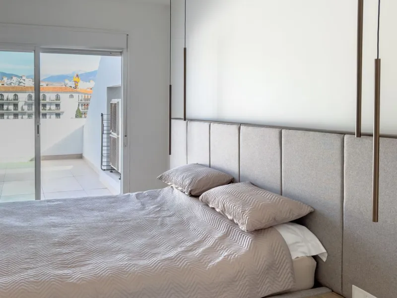 Apartment - Penthouse в продаже в Marbella, Málaga. В доме 2 спален и 2 ванных комнат. Площадь дома 120 м²