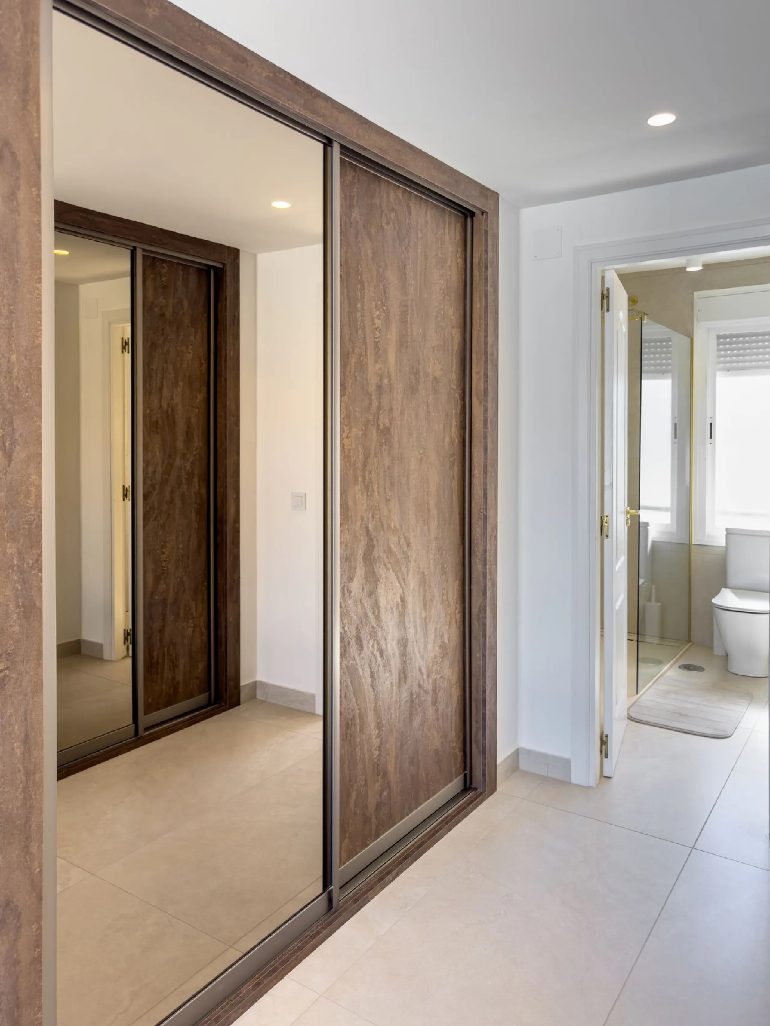 Apartment - Penthouse в продаже в Marbella, Málaga. В доме 2 спален и 2 ванных комнат. Площадь дома 120 м²