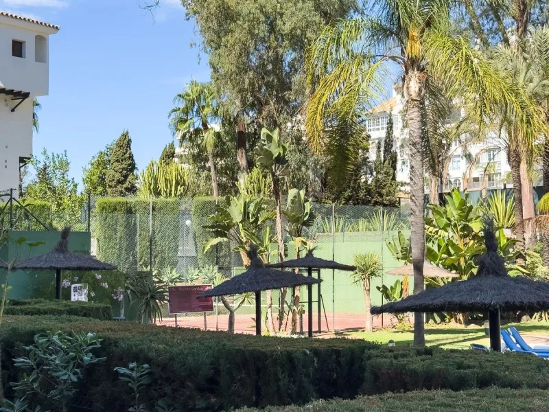 Apartment - Penthouse в продаже в Marbella, Málaga. В доме 2 спален и 2 ванных комнат. Площадь дома 120 м²