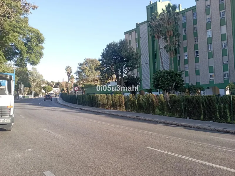 Plot - Land в продаже в Málaga, Málaga. В доме 3 спален и 1 ванных комнат. Площадь участка 199 м²