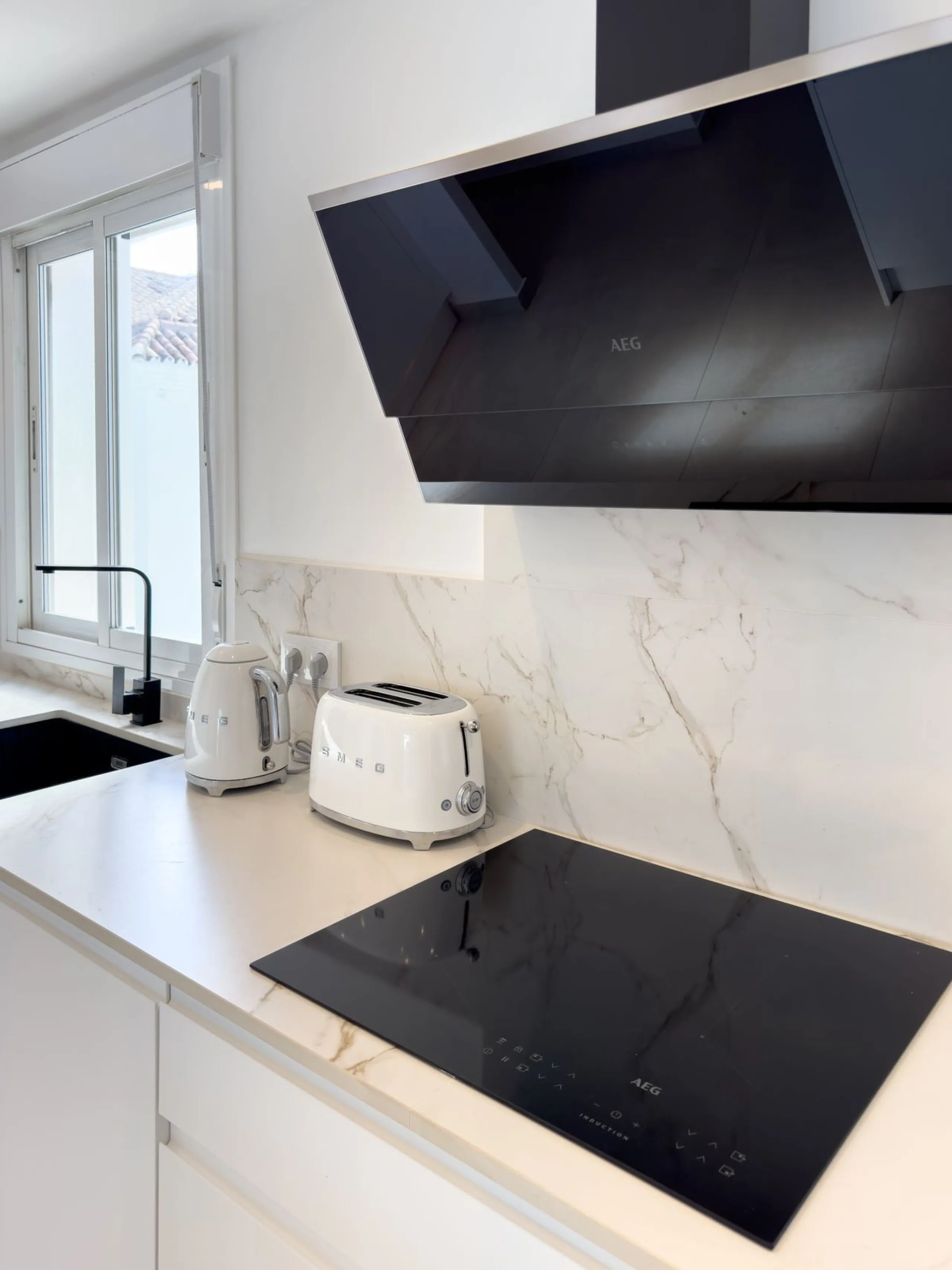 Apartment - Penthouse в продаже в Marbella, Málaga. В доме 2 спален и 2 ванных комнат. Площадь дома 120 м²