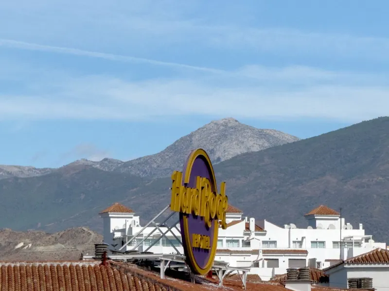 Apartment - Penthouse в продаже в Marbella, Málaga. В доме 2 спален и 2 ванных комнат. Площадь дома 120 м²