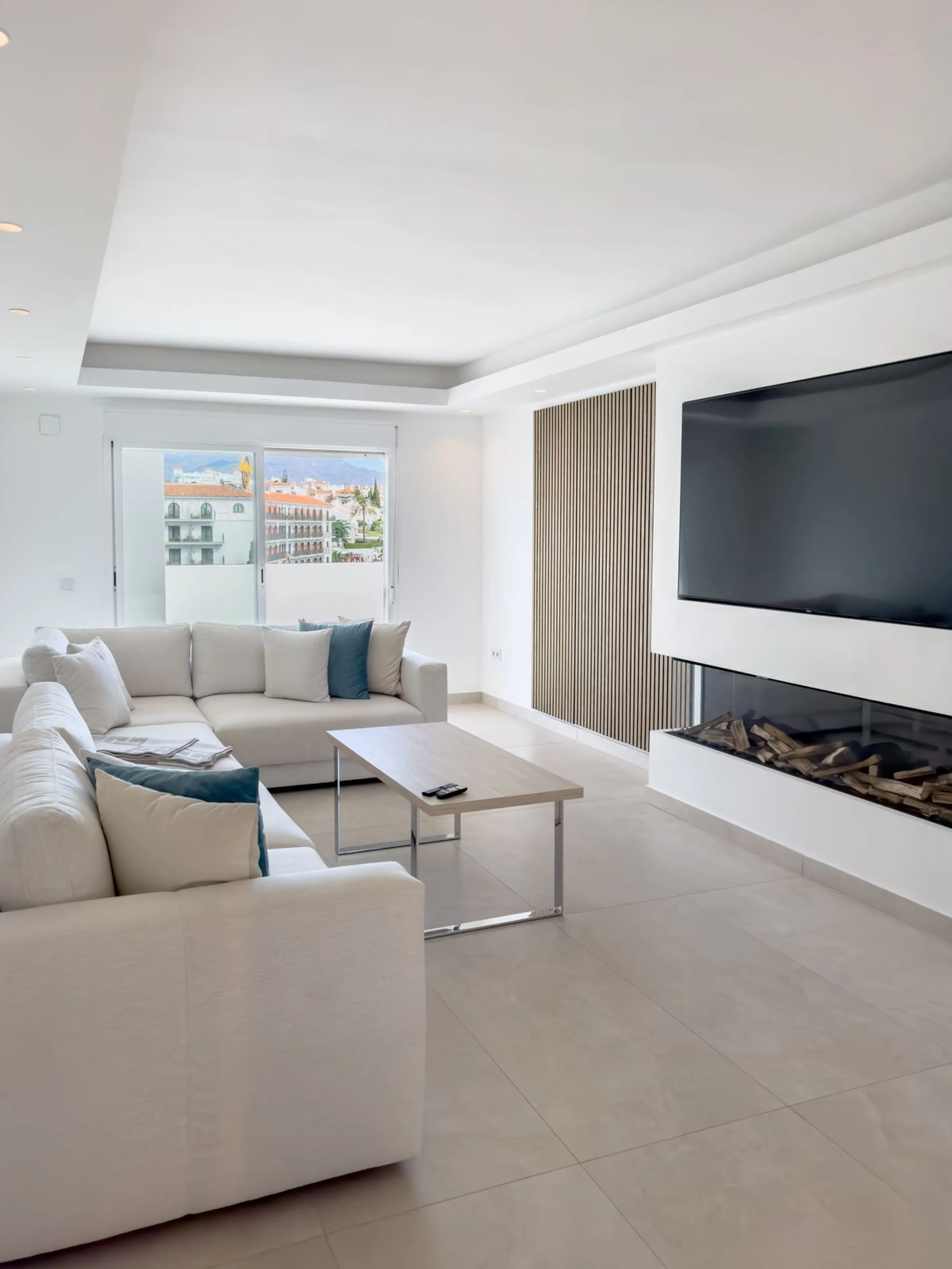 Apartment - Penthouse в продаже в Marbella, Málaga. В доме 2 спален и 2 ванных комнат. Площадь дома 120 м²