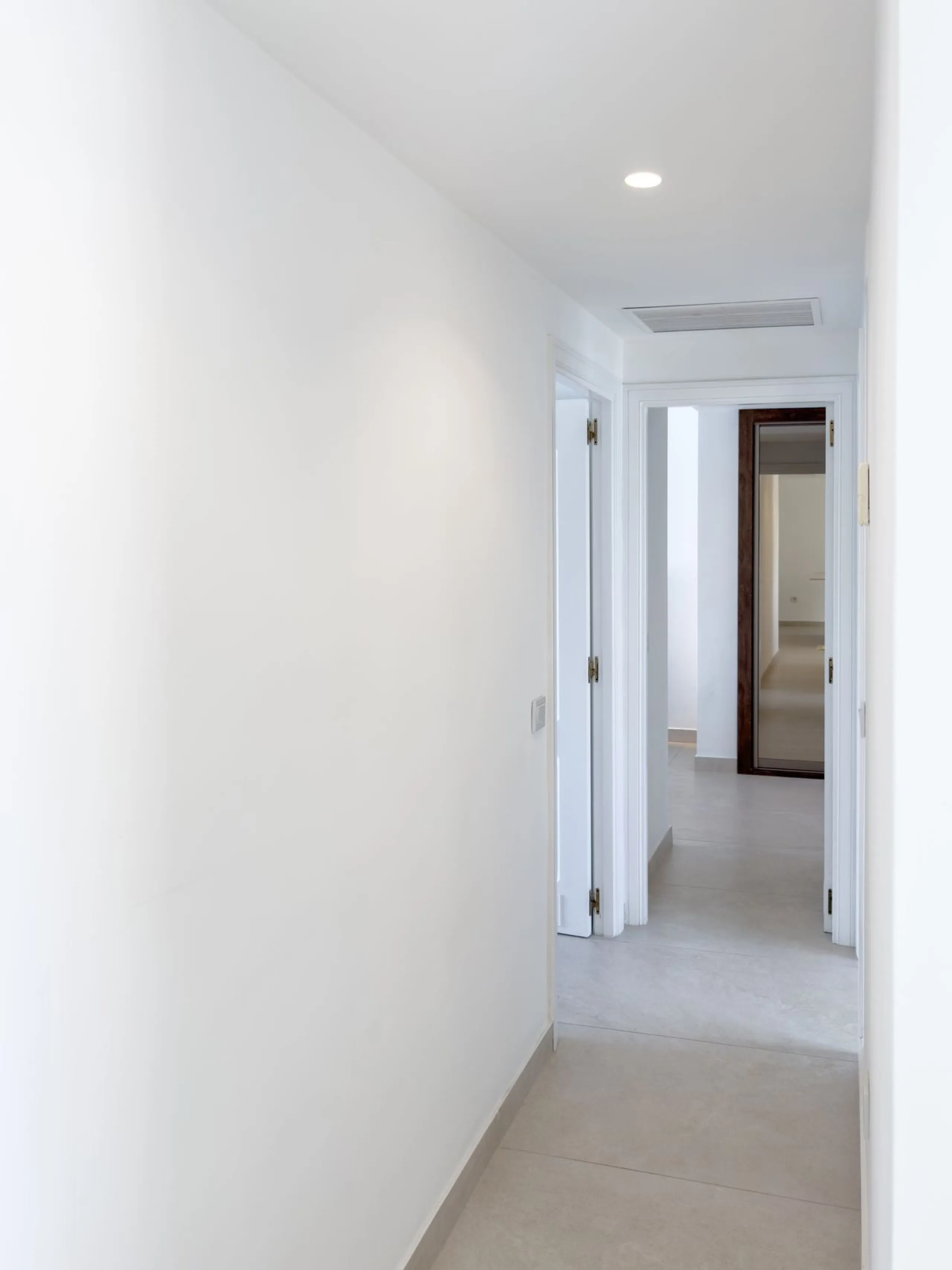 Apartment - Penthouse в продаже в Marbella, Málaga. В доме 2 спален и 2 ванных комнат. Площадь дома 120 м²