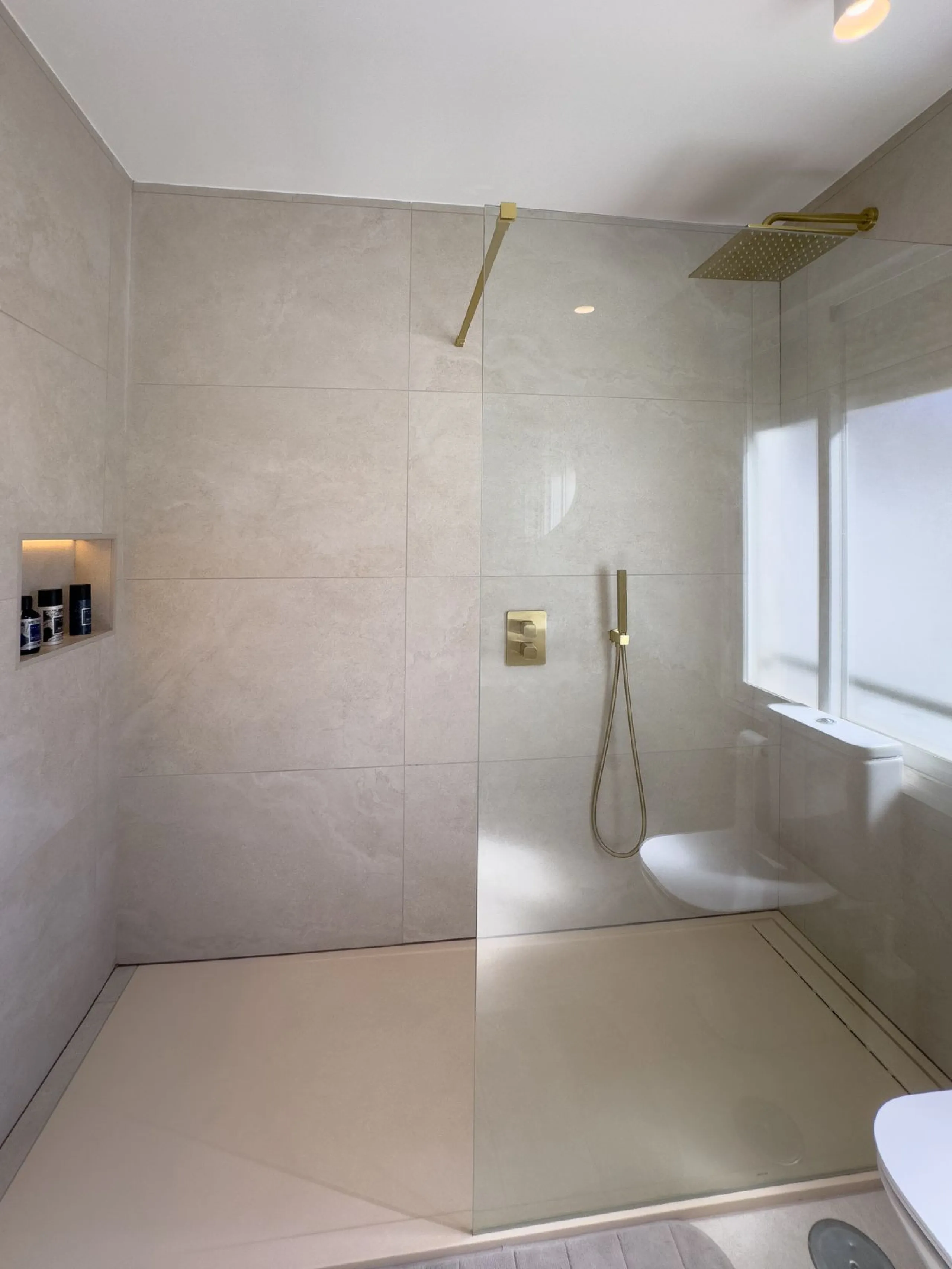 Apartment - Penthouse в продаже в Marbella, Málaga. В доме 2 спален и 2 ванных комнат. Площадь дома 120 м²