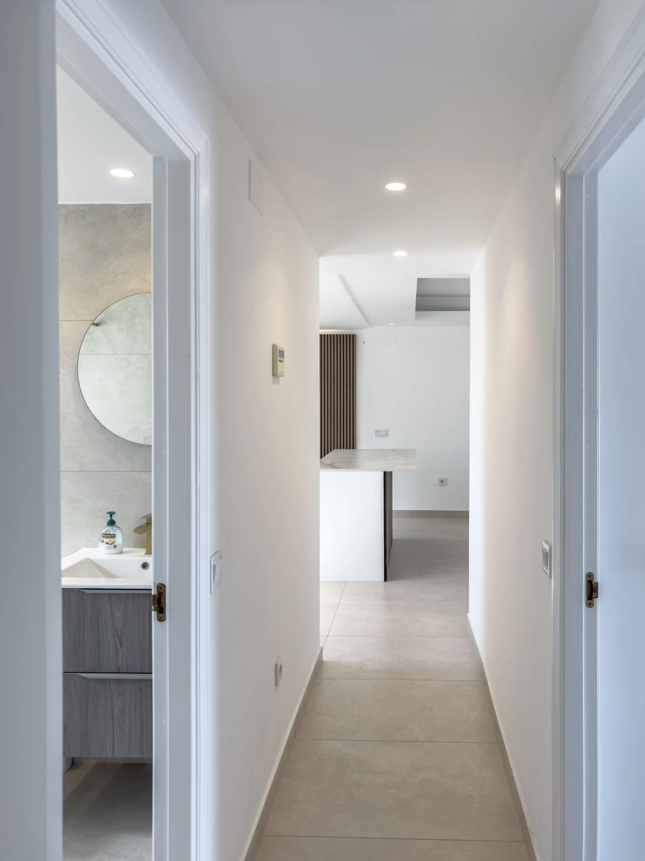 Apartment - Penthouse в продаже в Marbella, Málaga. В доме 2 спален и 2 ванных комнат. Площадь дома 120 м²