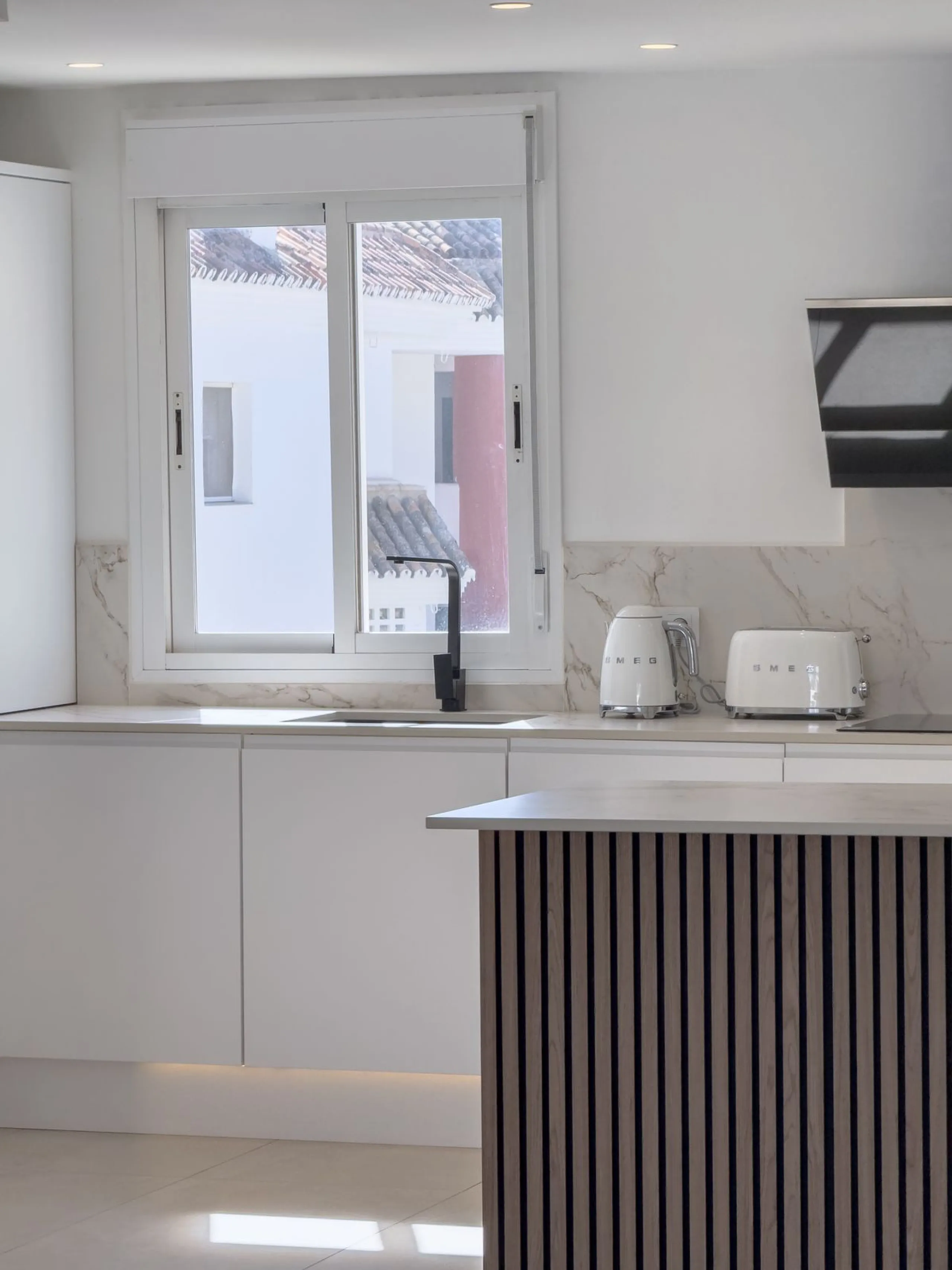 Apartment - Penthouse в продаже в Marbella, Málaga. В доме 2 спален и 2 ванных комнат. Площадь дома 120 м²