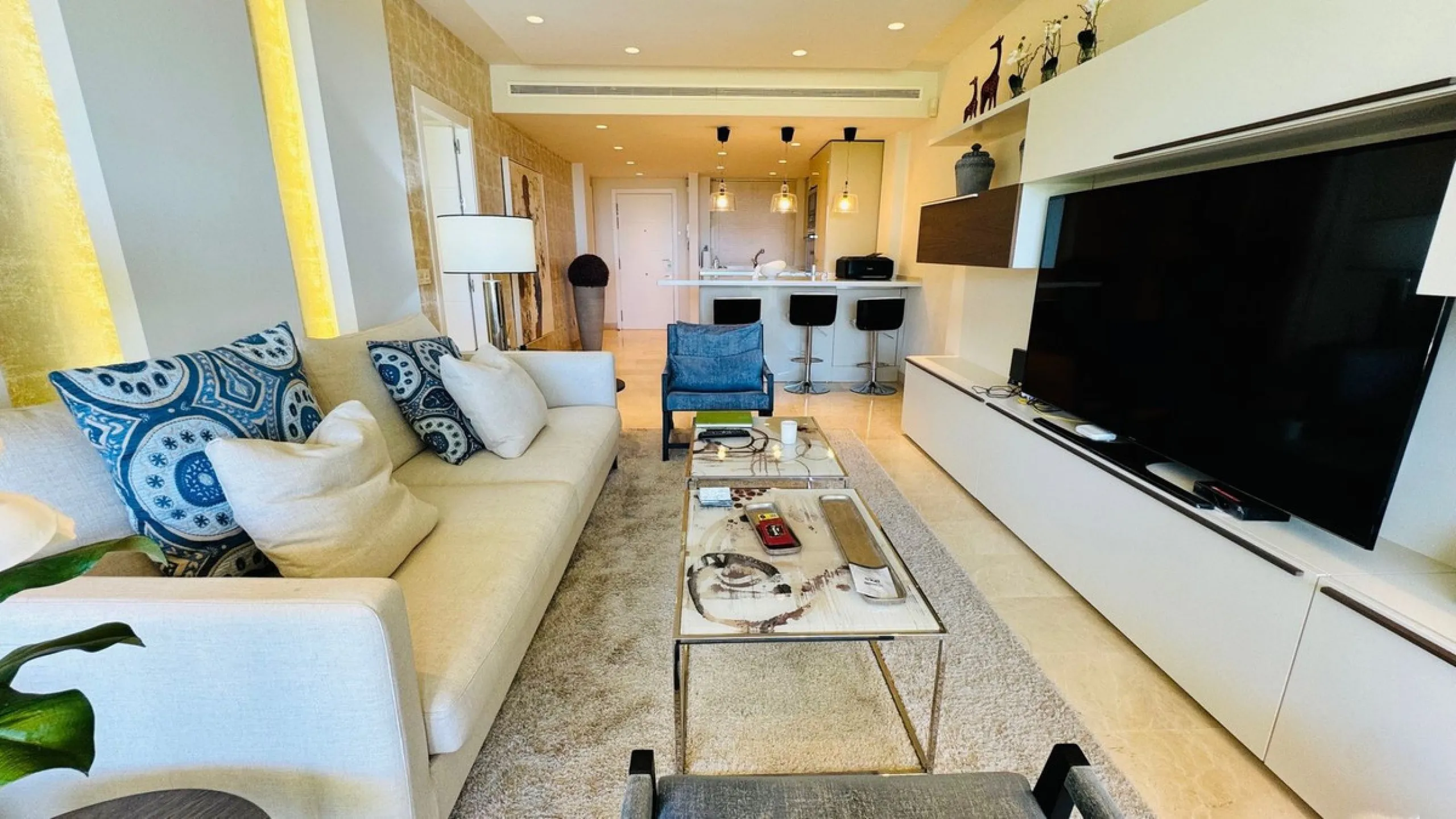 Reduced Frontline beach apartment for sale in Elviria, Marbella.