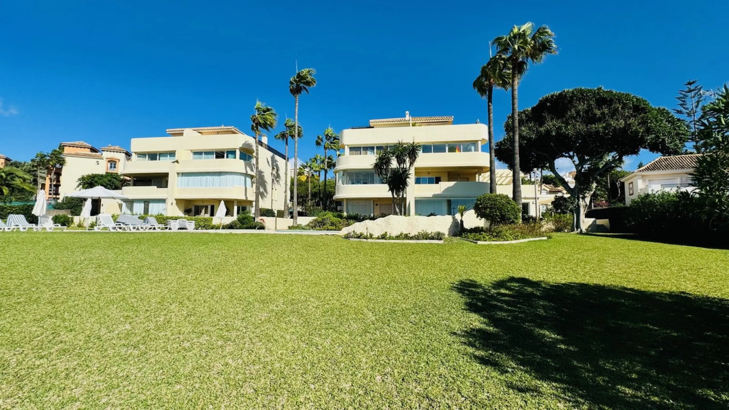 Reduced Frontline beach apartment for sale in Elviria, Marbella.