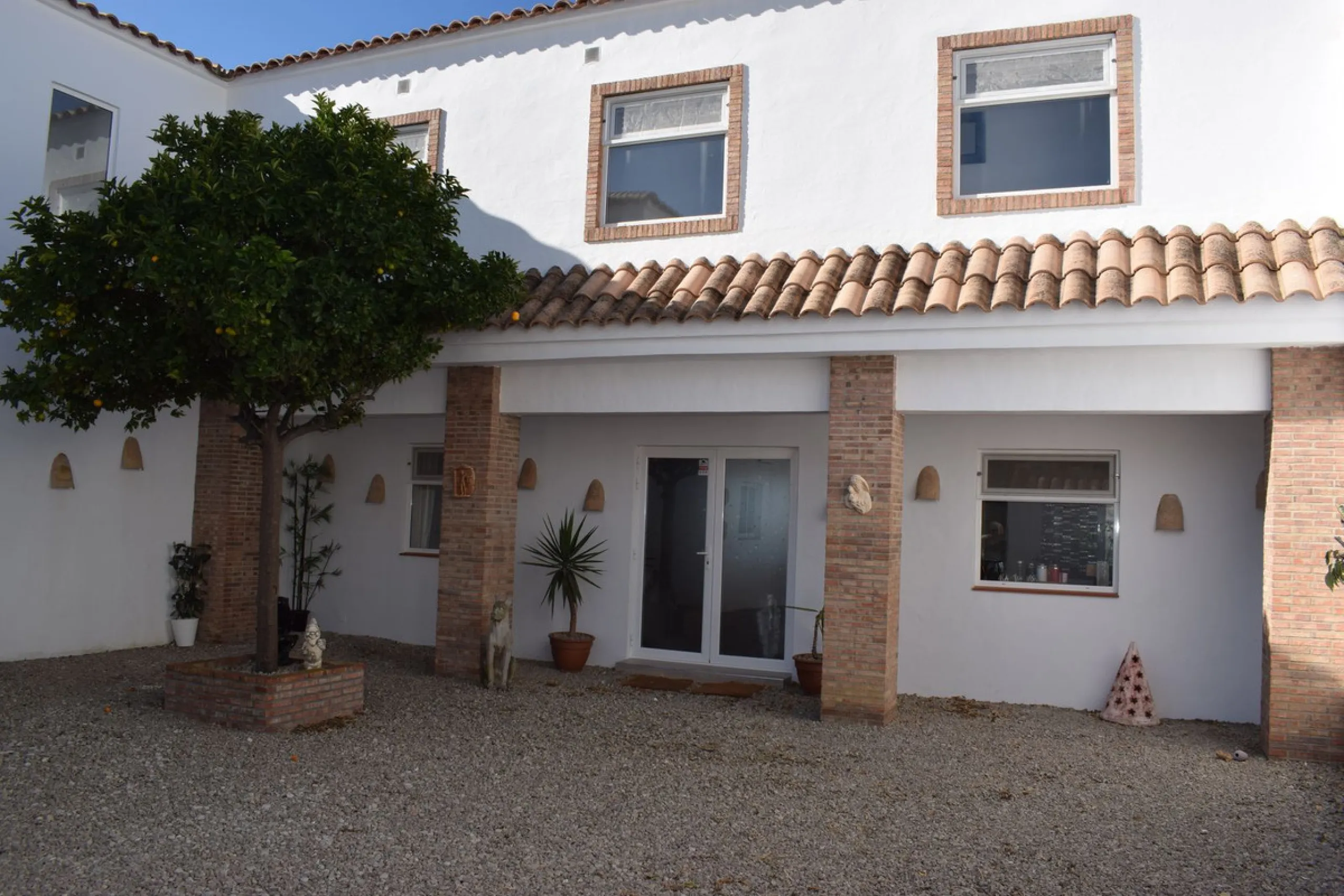Incredible Cortijo 1h away from Ronda, a fabulous family home and rental business.
