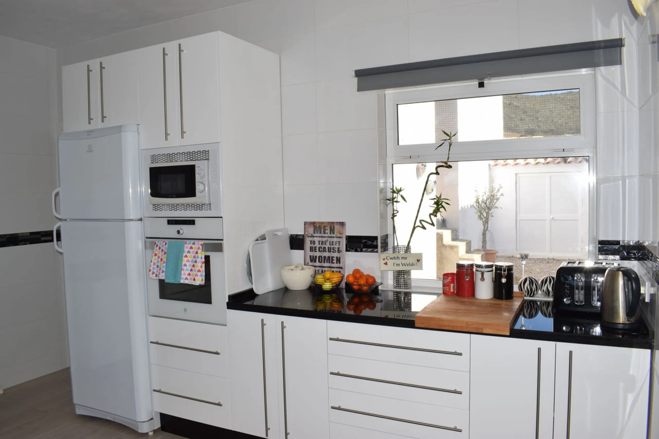 Incredible Cortijo 1h away from Ronda, a fabulous family home and rental business.