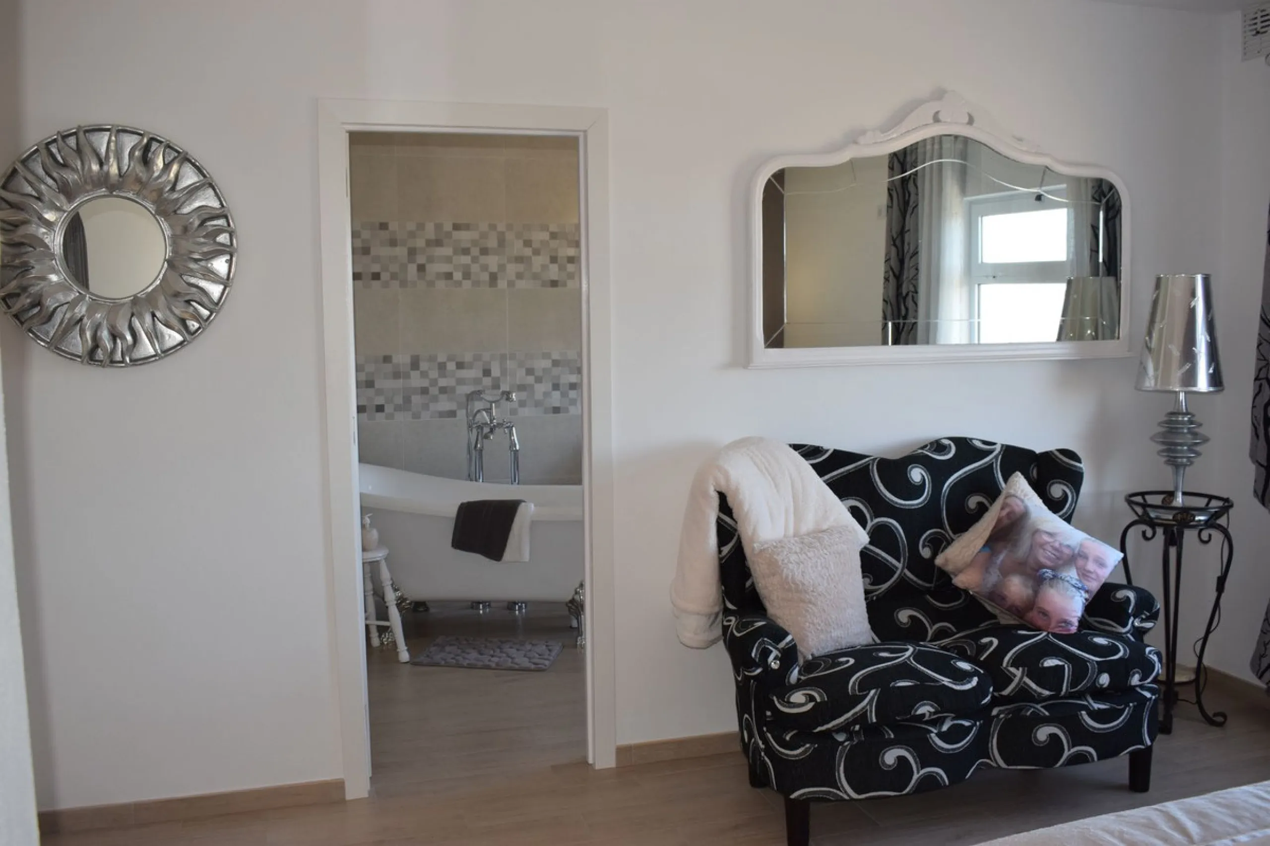 Incredible Cortijo 1h away from Ronda, a fabulous family home and rental business.