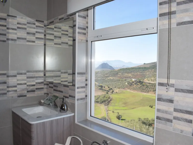 Incredible Cortijo 1h away from Ronda, a fabulous family home and rental business.