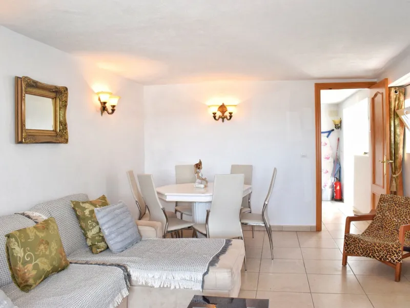 Incredible Cortijo 1h away from Ronda, a fabulous family home and rental business.