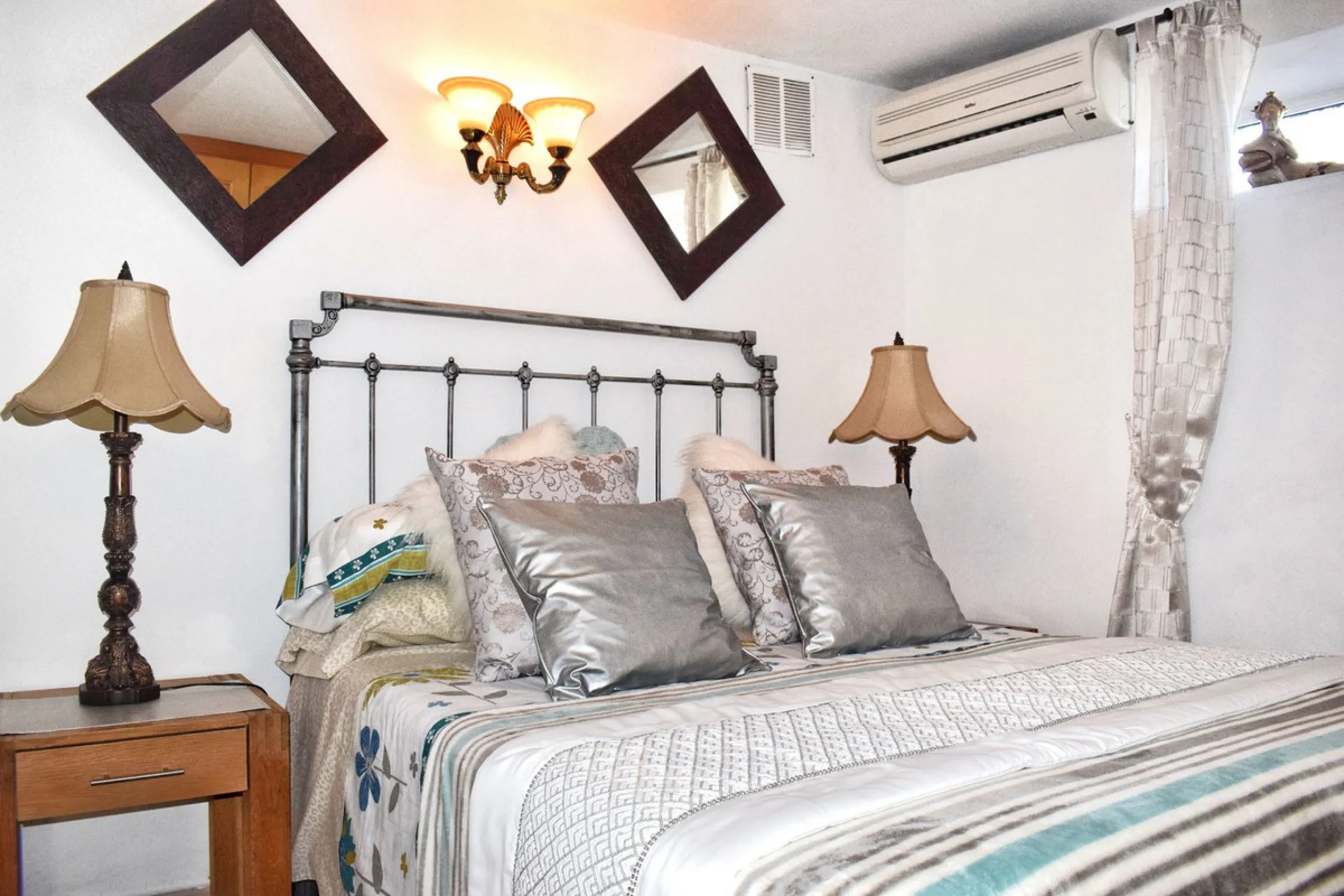 Incredible Cortijo 1h away from Ronda, a fabulous family home and rental business.