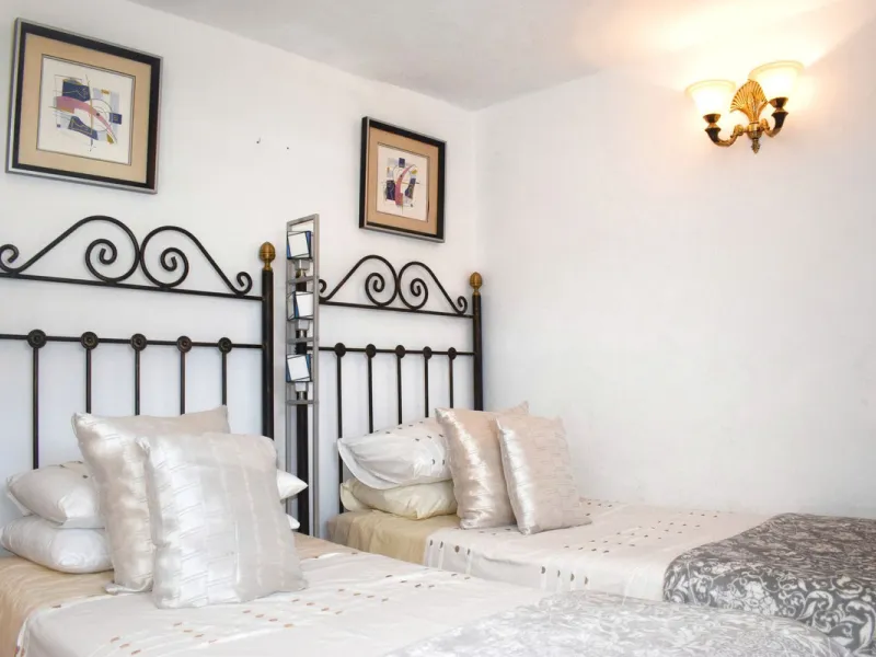 Incredible Cortijo 1h away from Ronda, a fabulous family home and rental business.