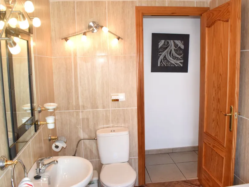 Incredible Cortijo 1h away from Ronda, a fabulous family home and rental business.