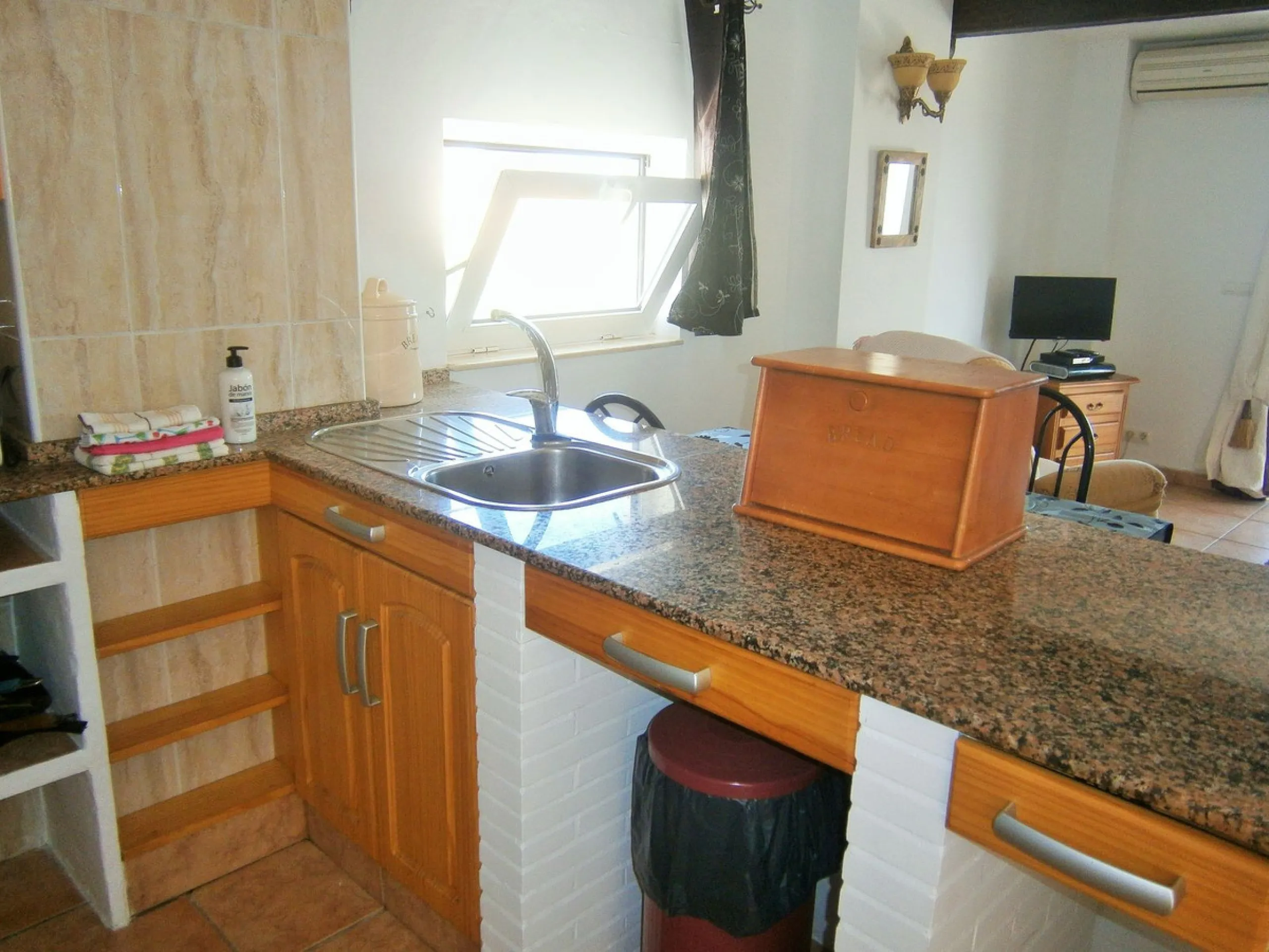 Incredible Cortijo 1h away from Ronda, a fabulous family home and rental business.