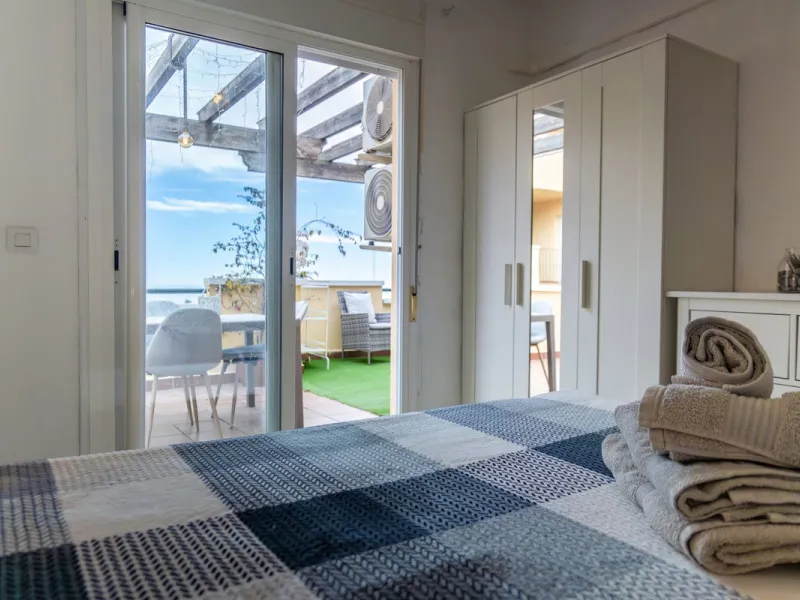 Penthouse with panoramic sea views in Riviera del Sol.