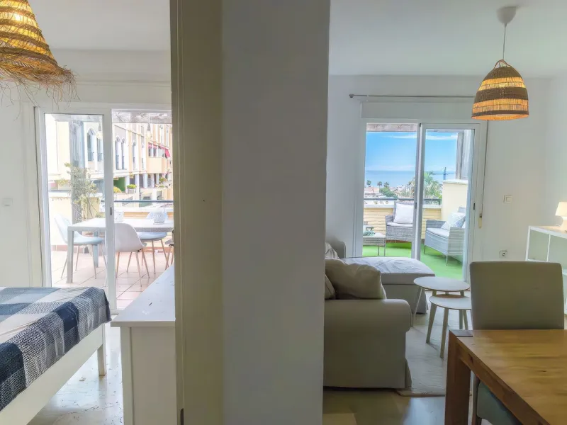 Penthouse with panoramic sea views in Riviera del Sol.