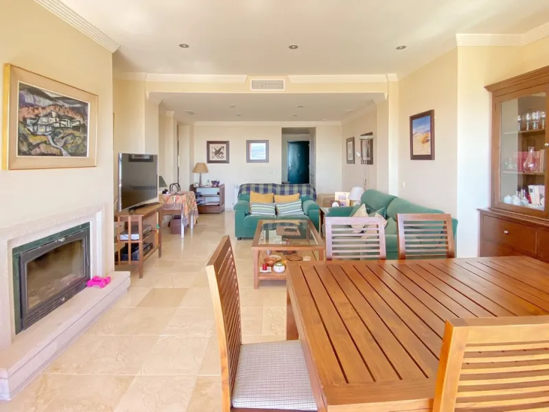 Exclusive 2 bedroom/2 bathroom penthouse in a luxurious complex.