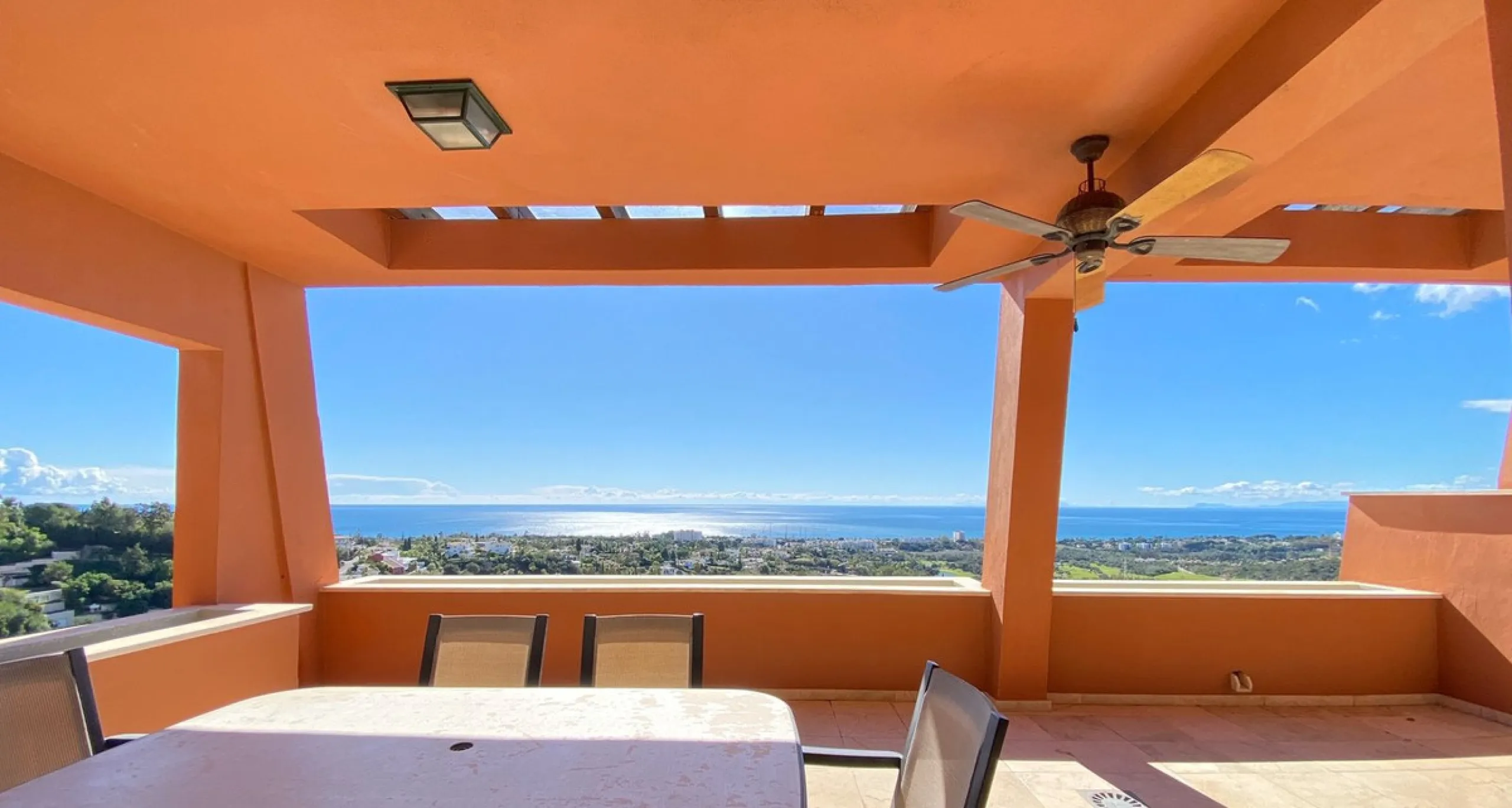 Exclusive 2 bedroom/2 bathroom penthouse in a luxurious complex.