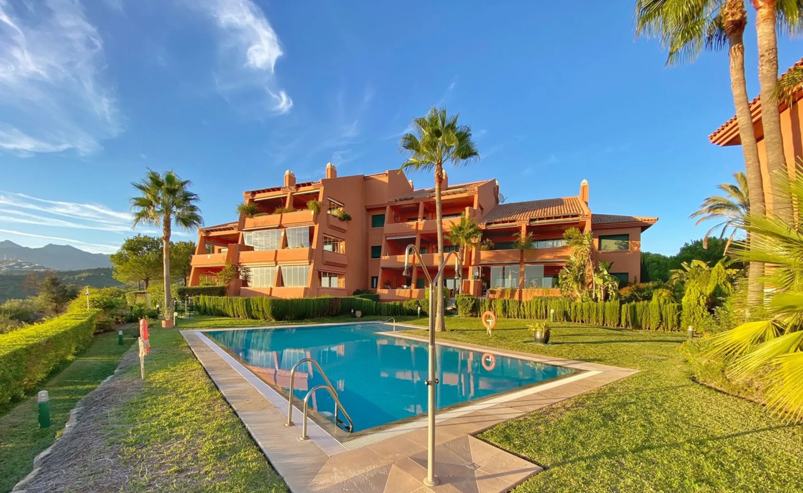 Exclusive 2 bedroom/2 bathroom penthouse in a luxurious complex.