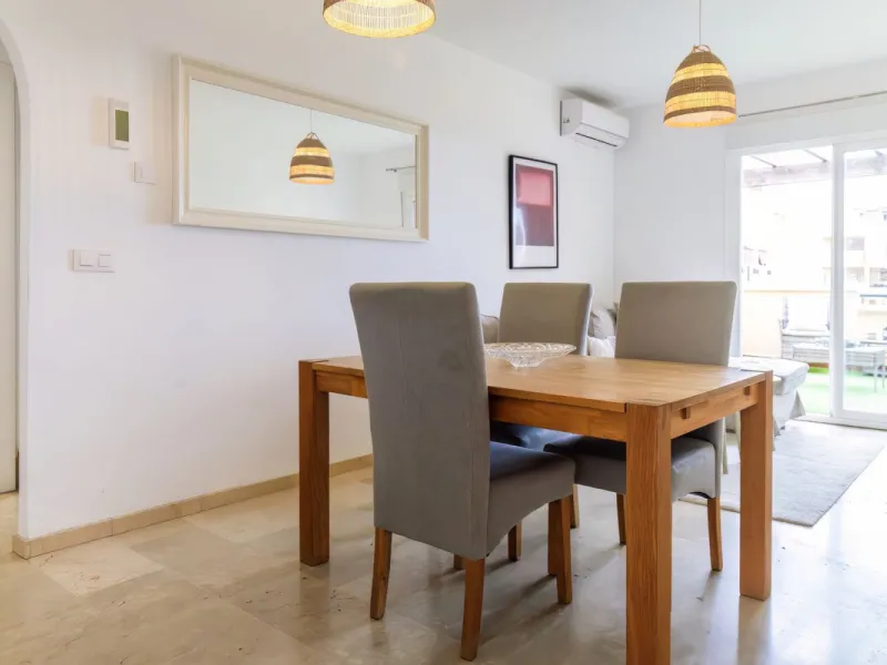Penthouse with panoramic sea views in Riviera del Sol.